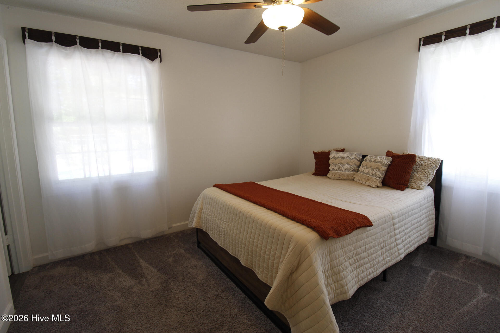 100569705 | Photo 21