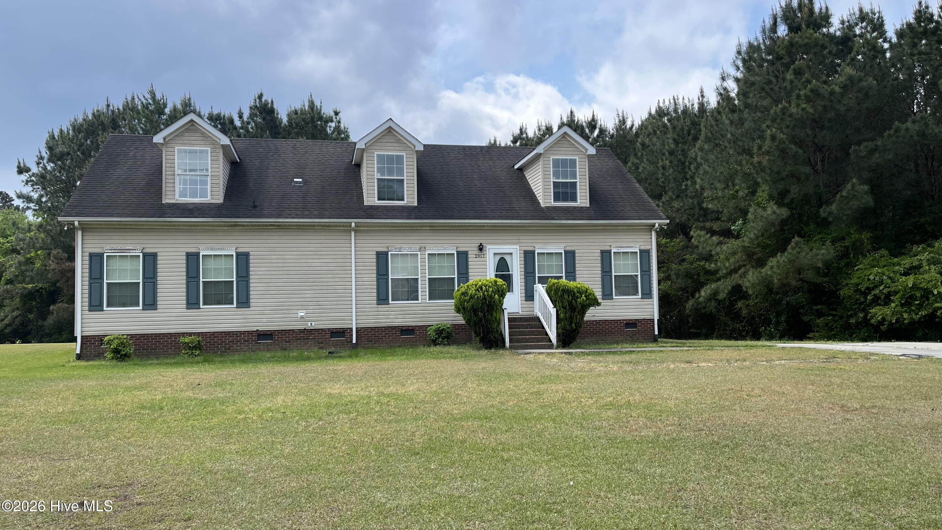 2917 Laurel Ridge Lane, Kinston, NC 28504 Listing Photo  1