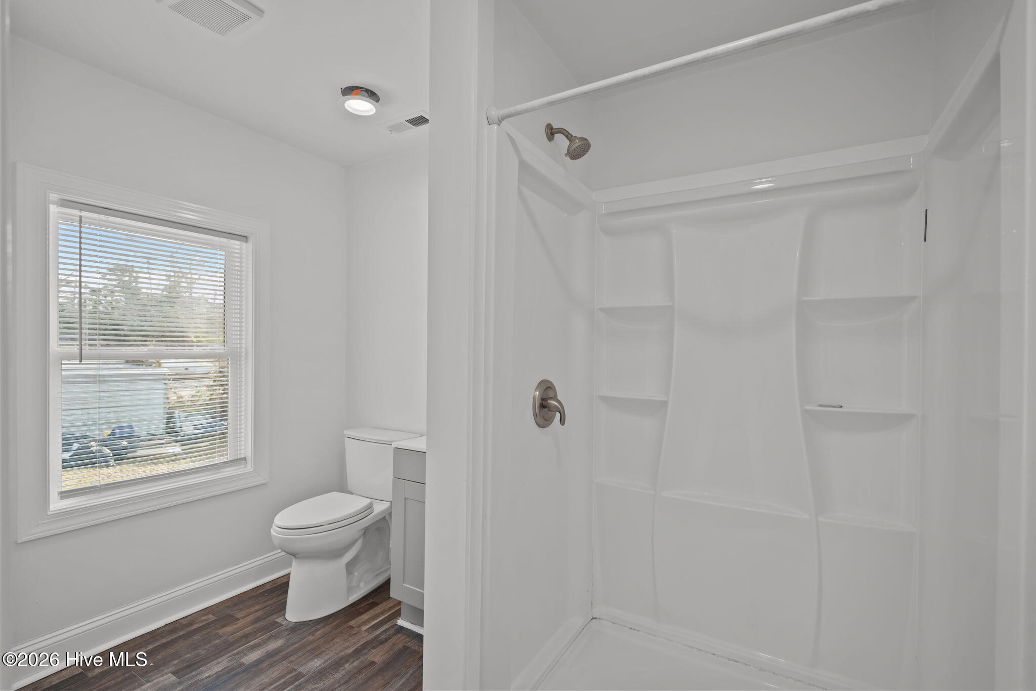 100555774 | Photo 36