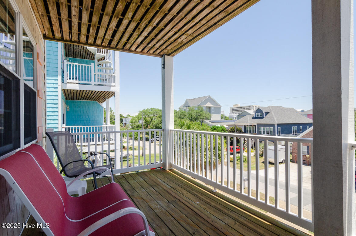 100534014 | Photo 27