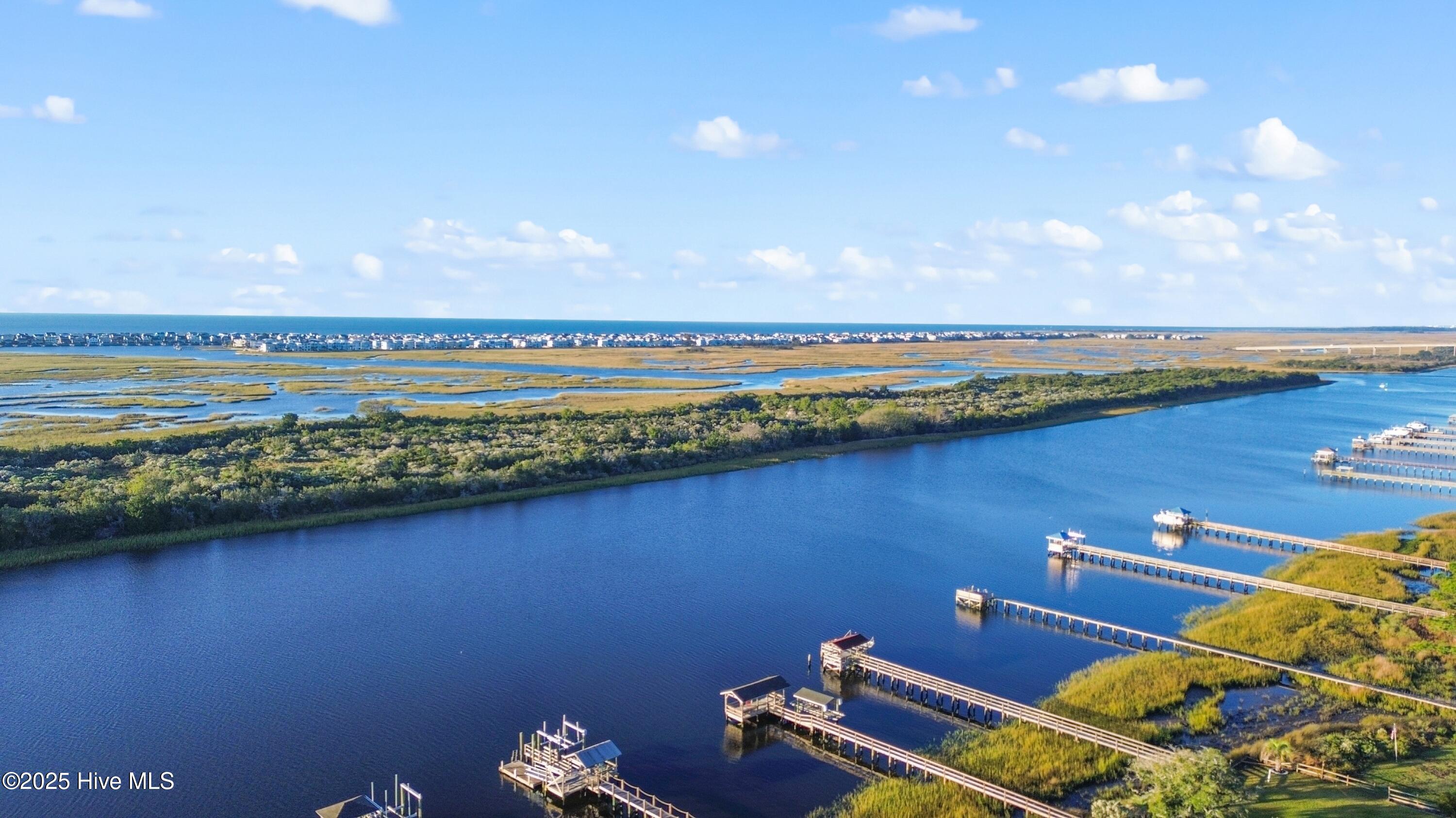 100536707 | Photo 38