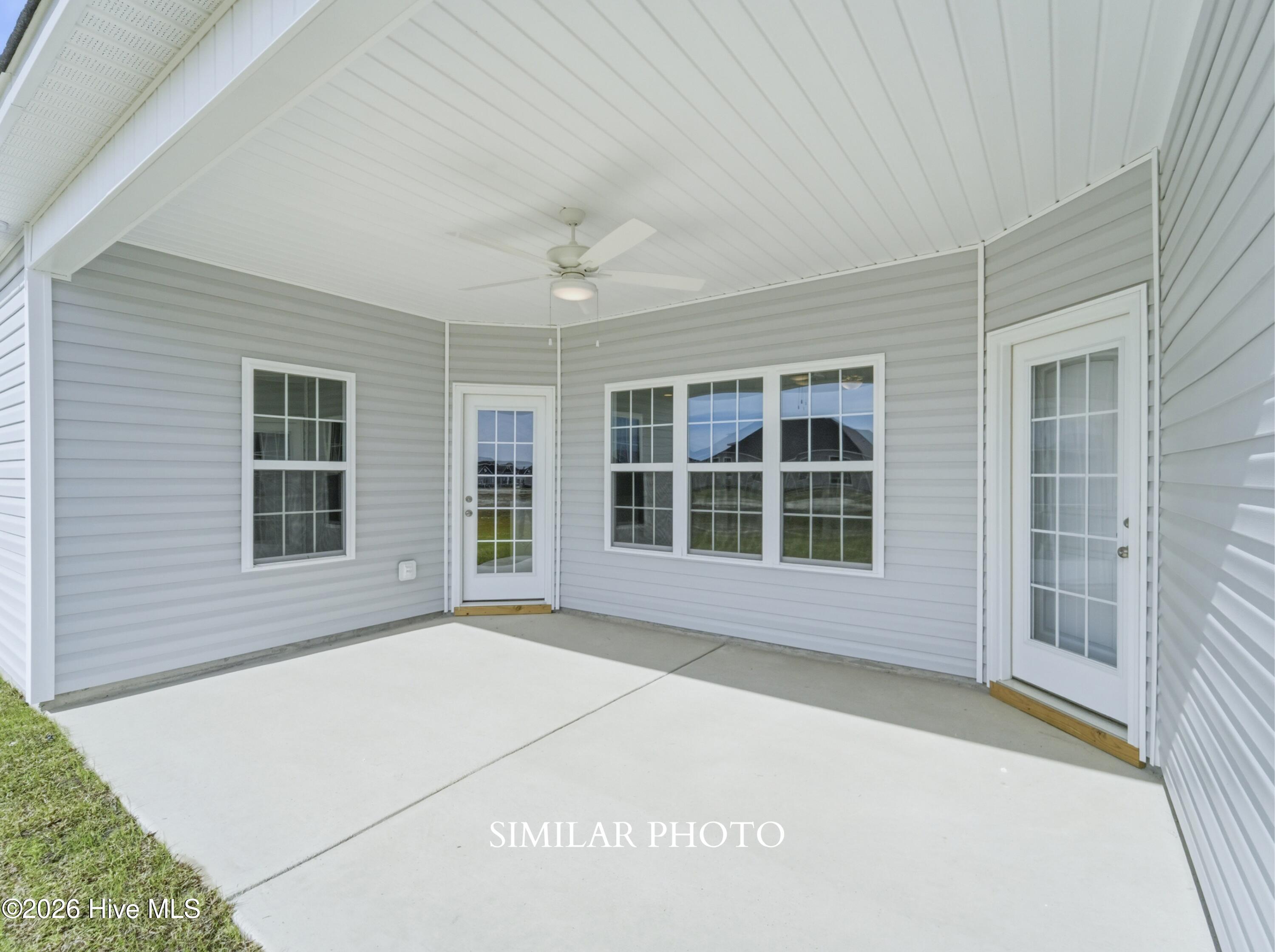 100553958 | Photo 24