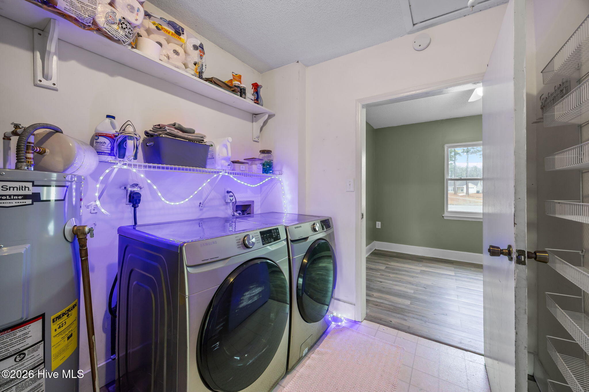 100559460 | Photo 31