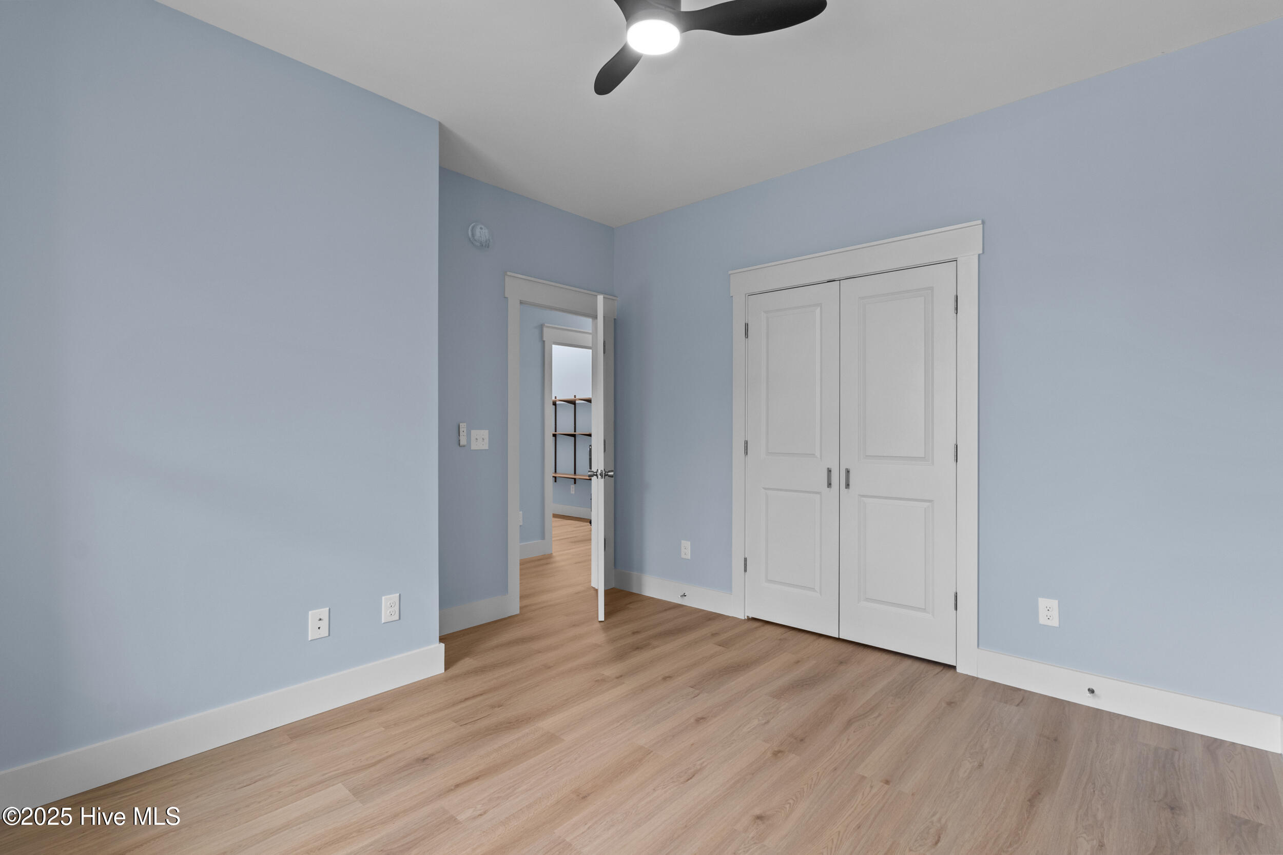 100524139 | Photo 32