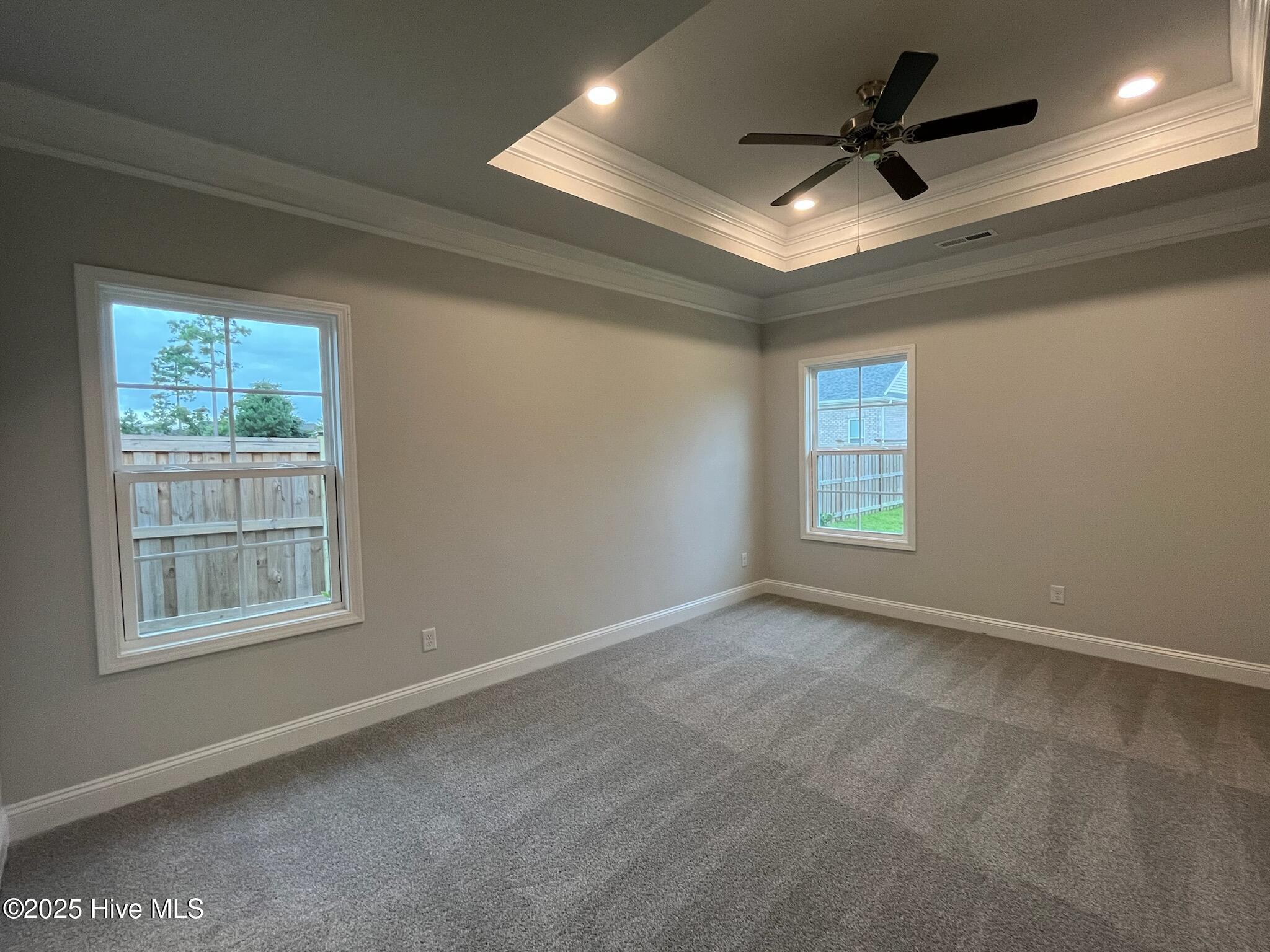 100452357 | Photo 19