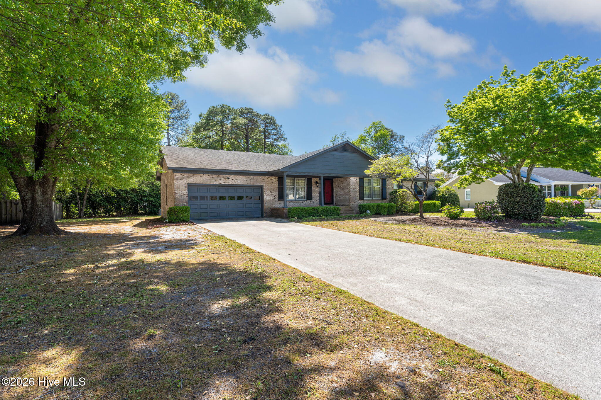 100566368 | Photo 35