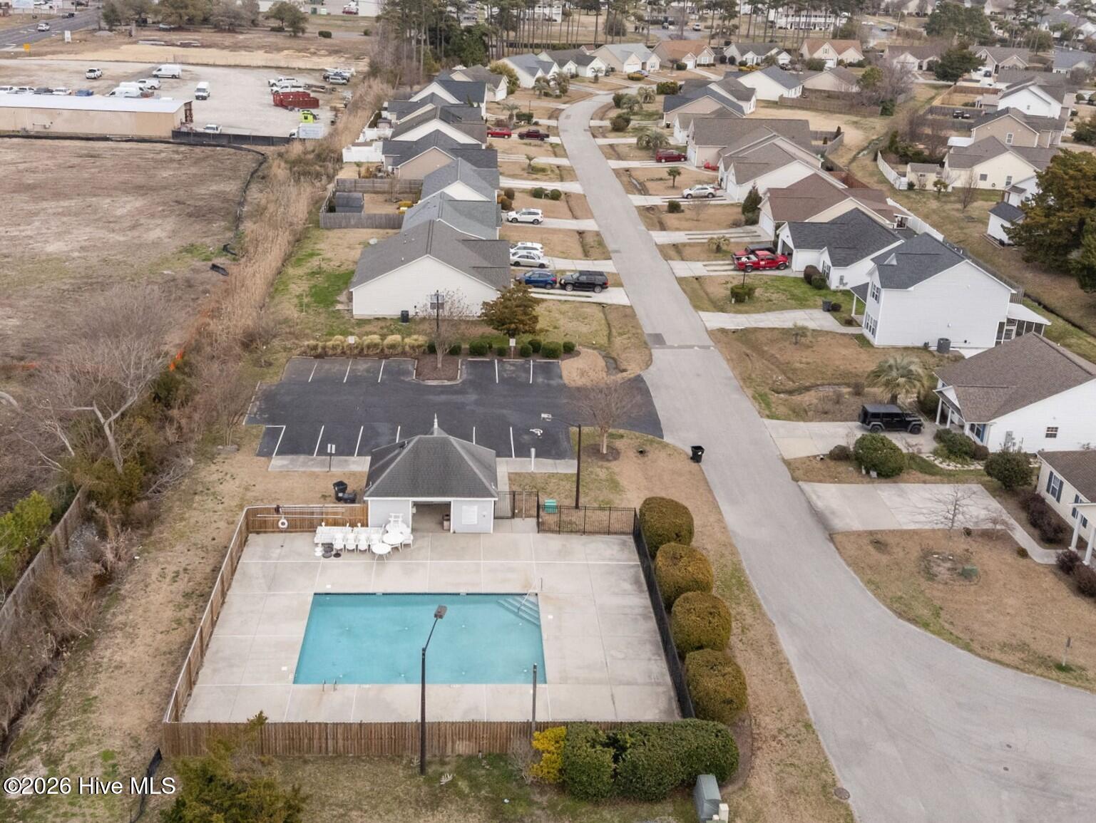 100556175 | Photo 39