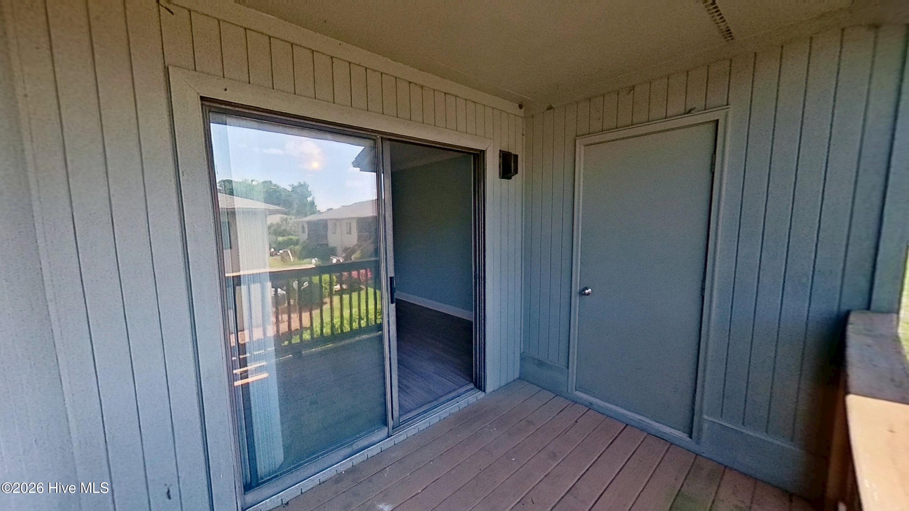 04- 3728 St. Johns B