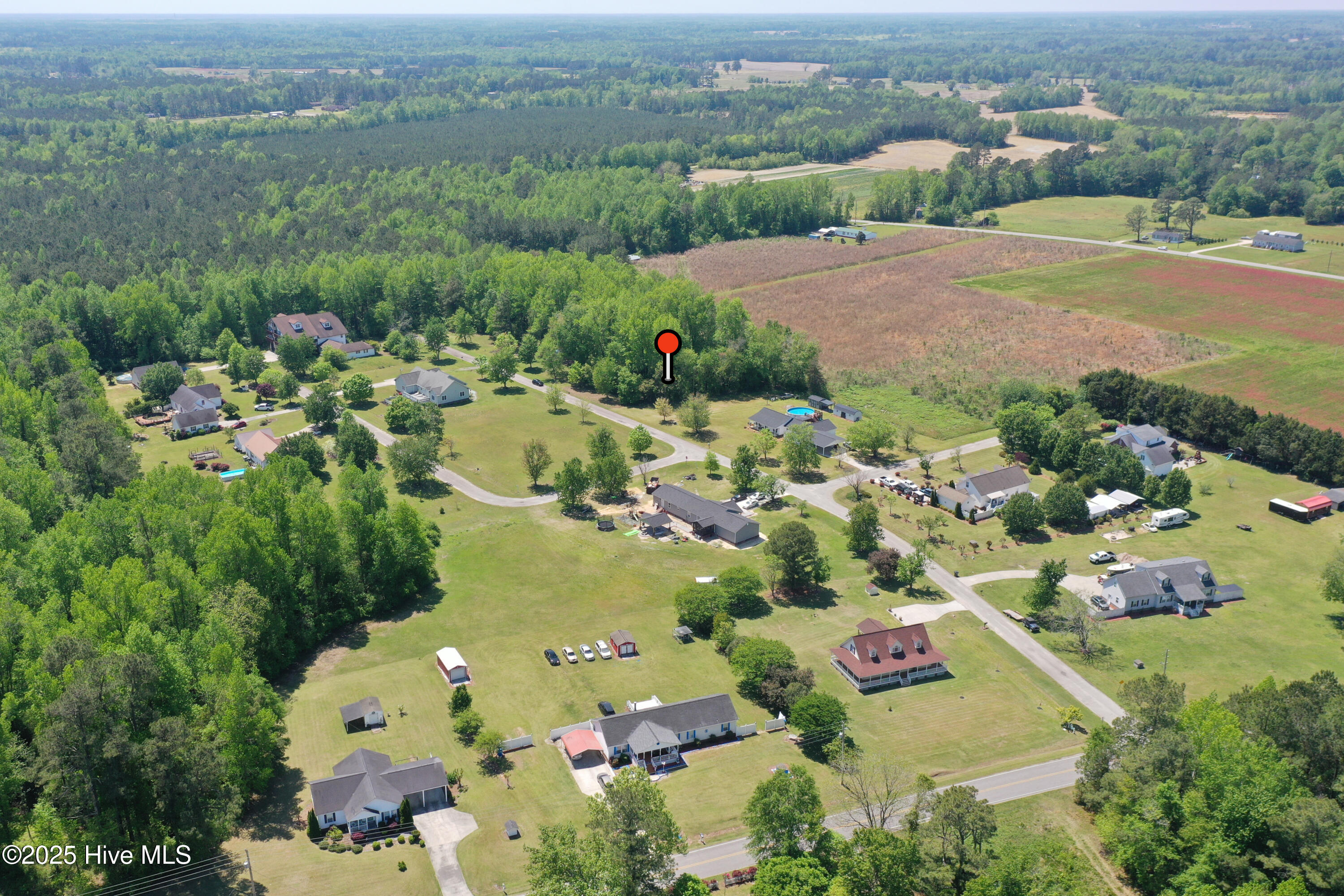 100502327 | Photo 15