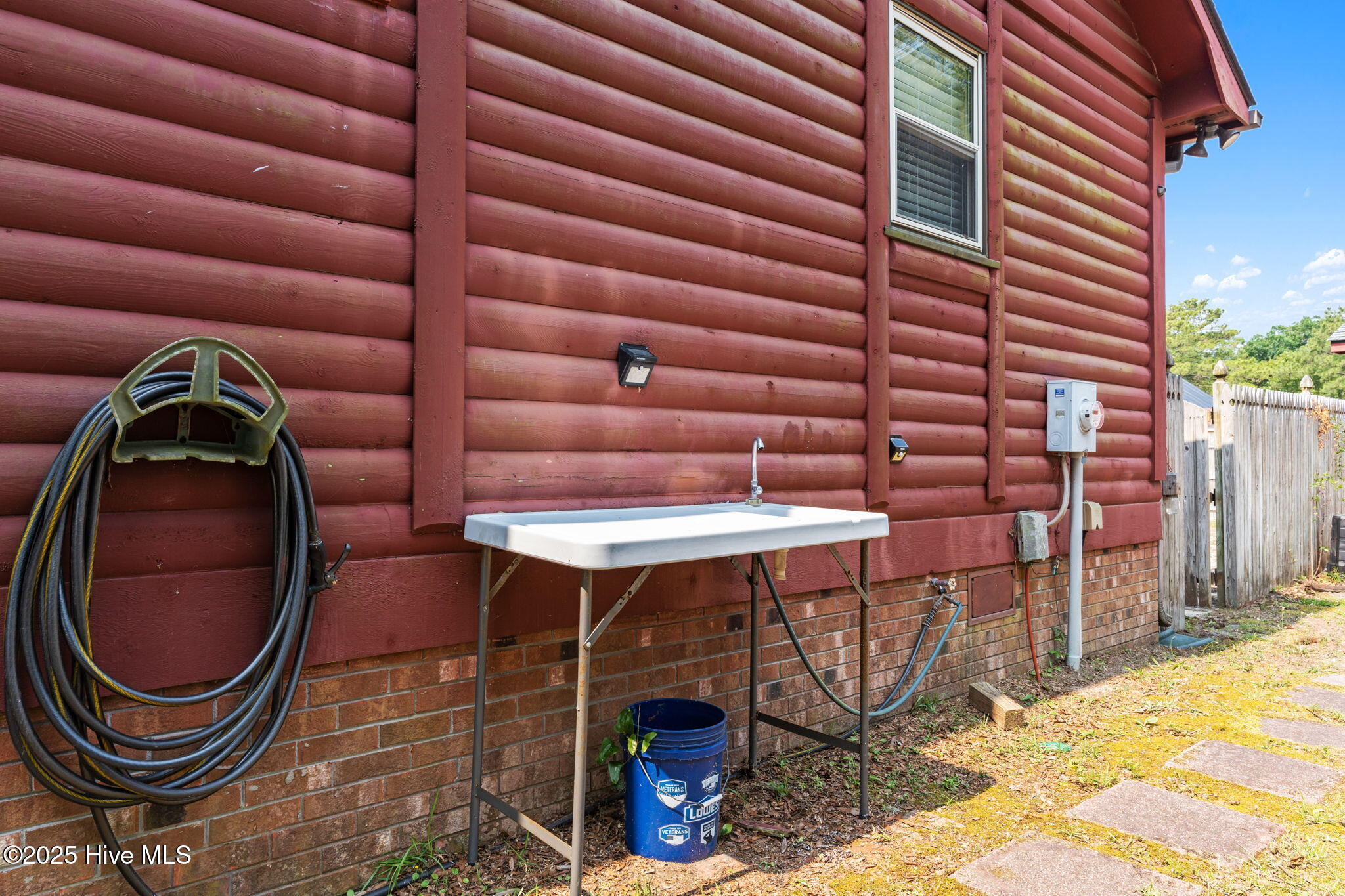 100511557 | Photo 35