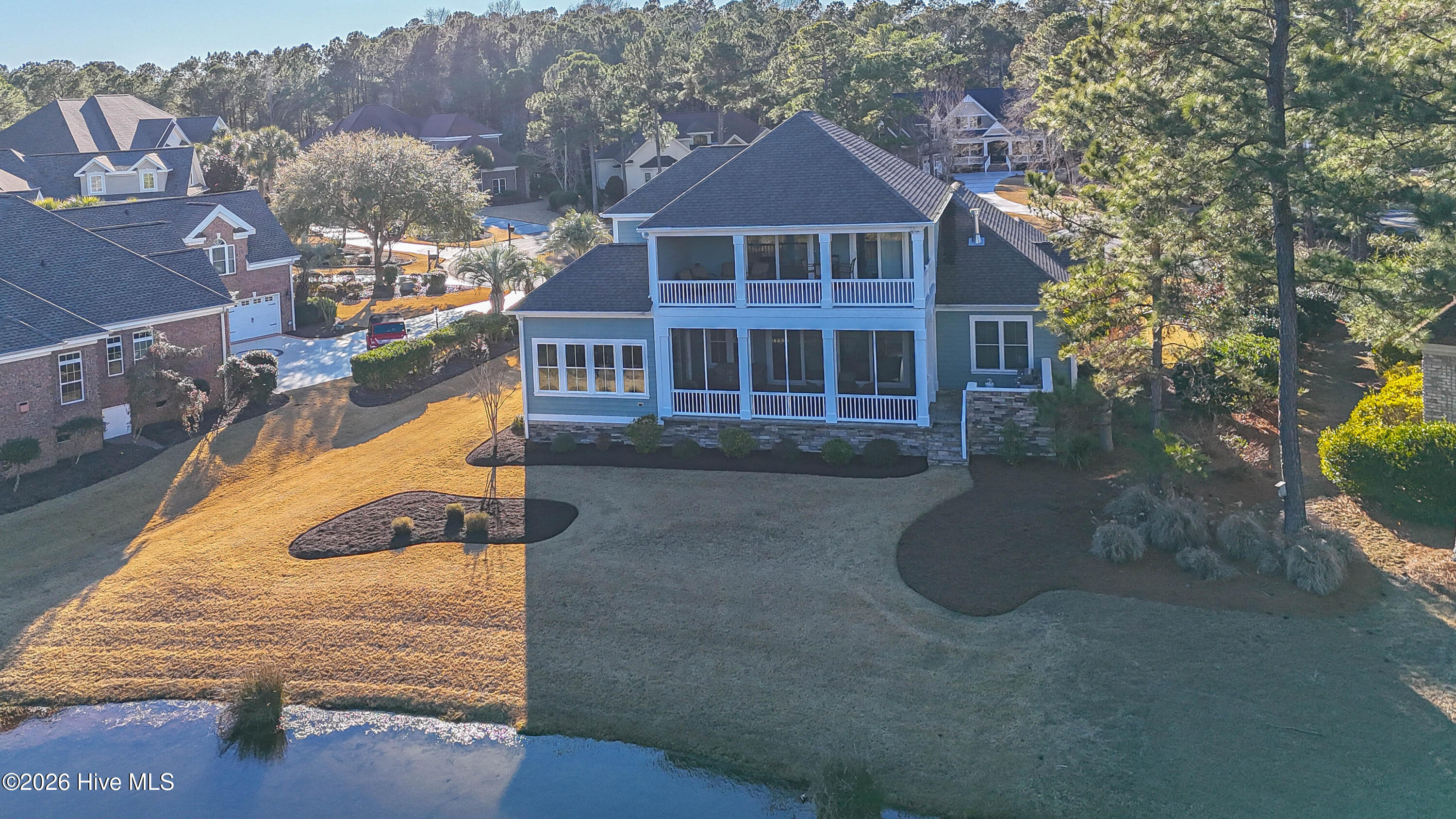 100550389 | Photo 86