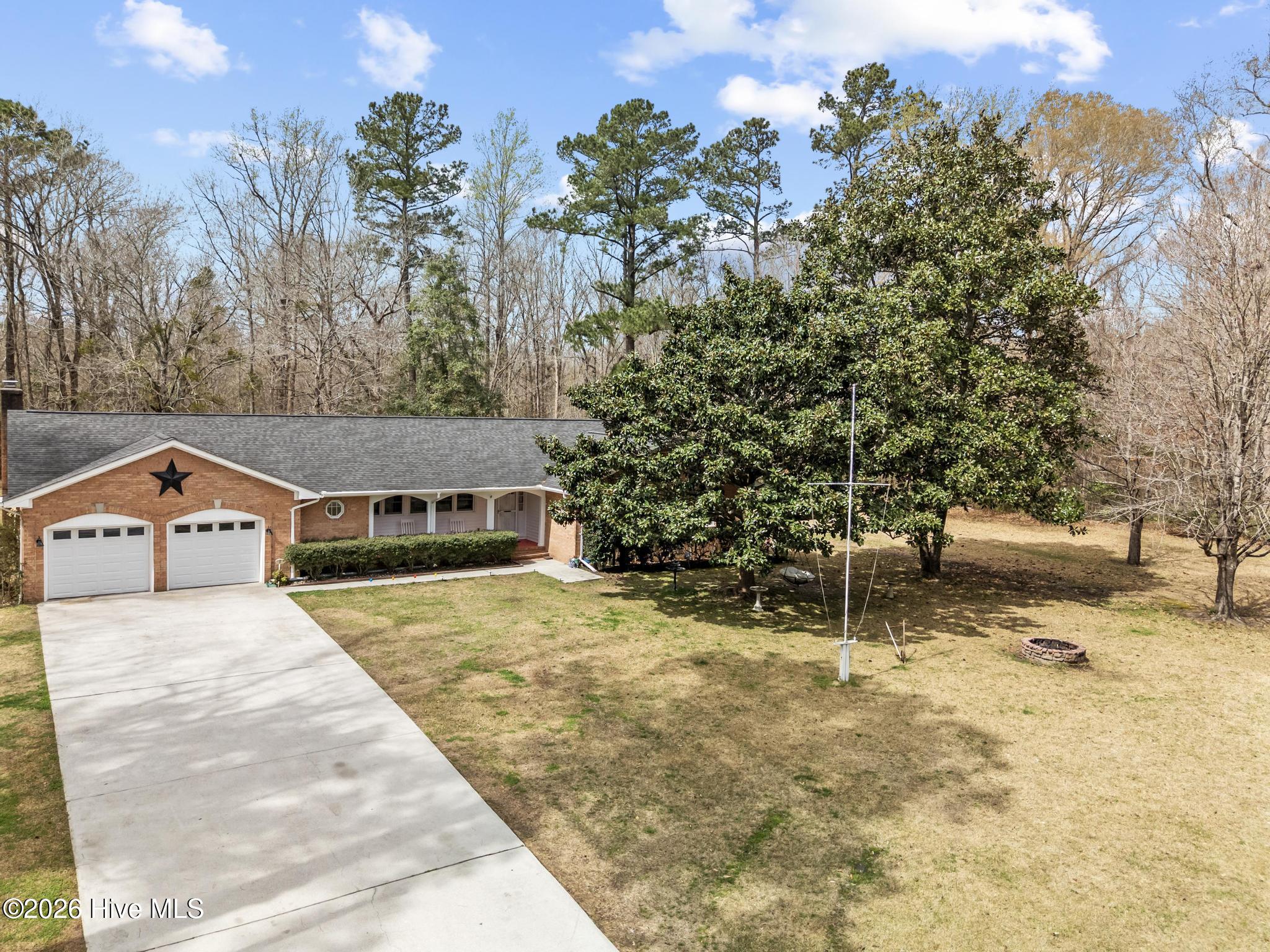 100560657 | Photo 39