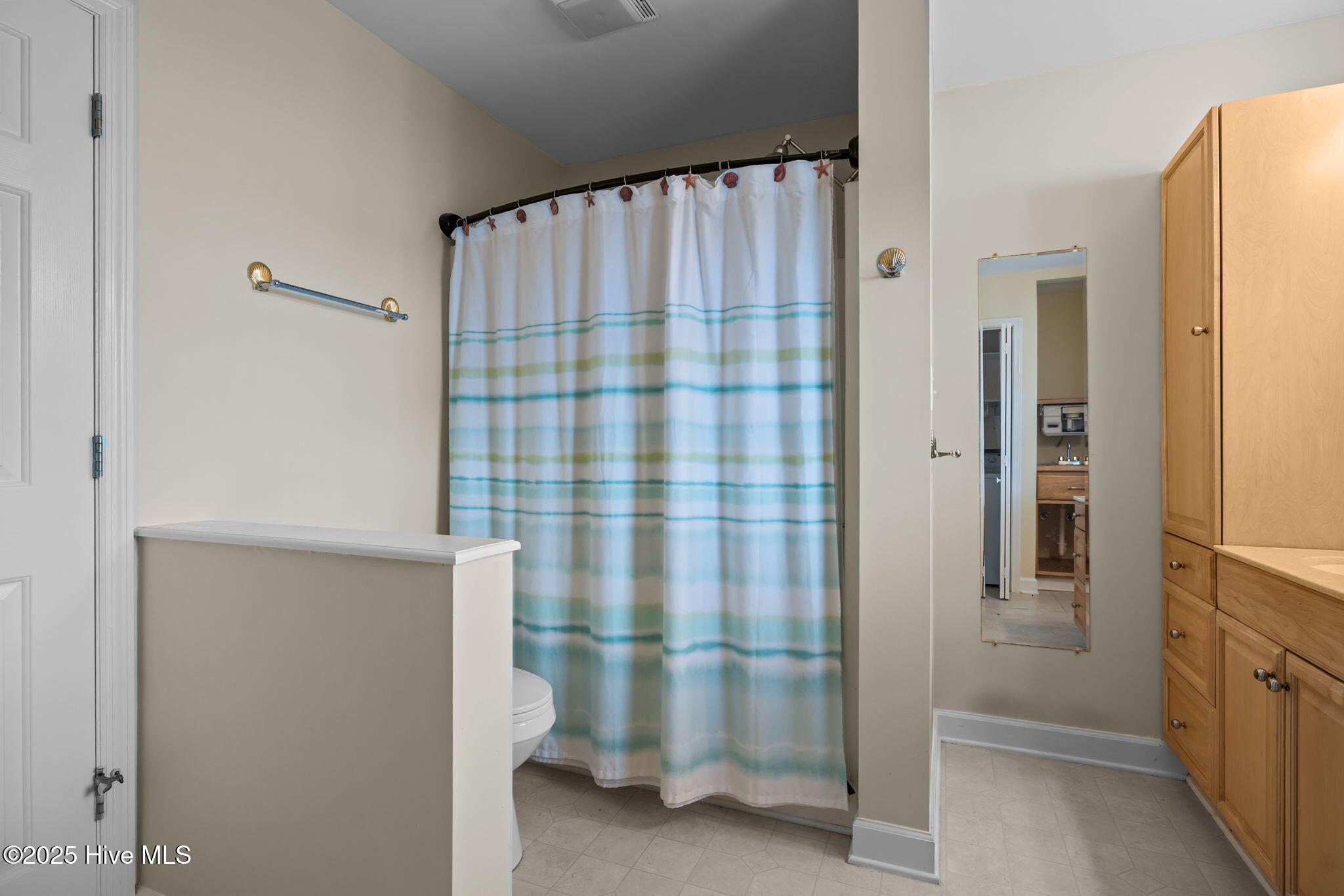 850 Sea Gate Drive,Newport