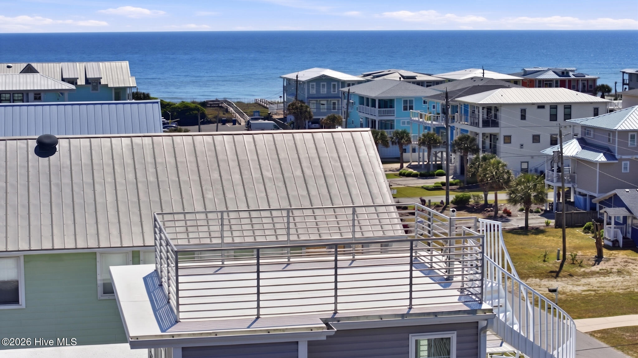 100568408 | Photo 44