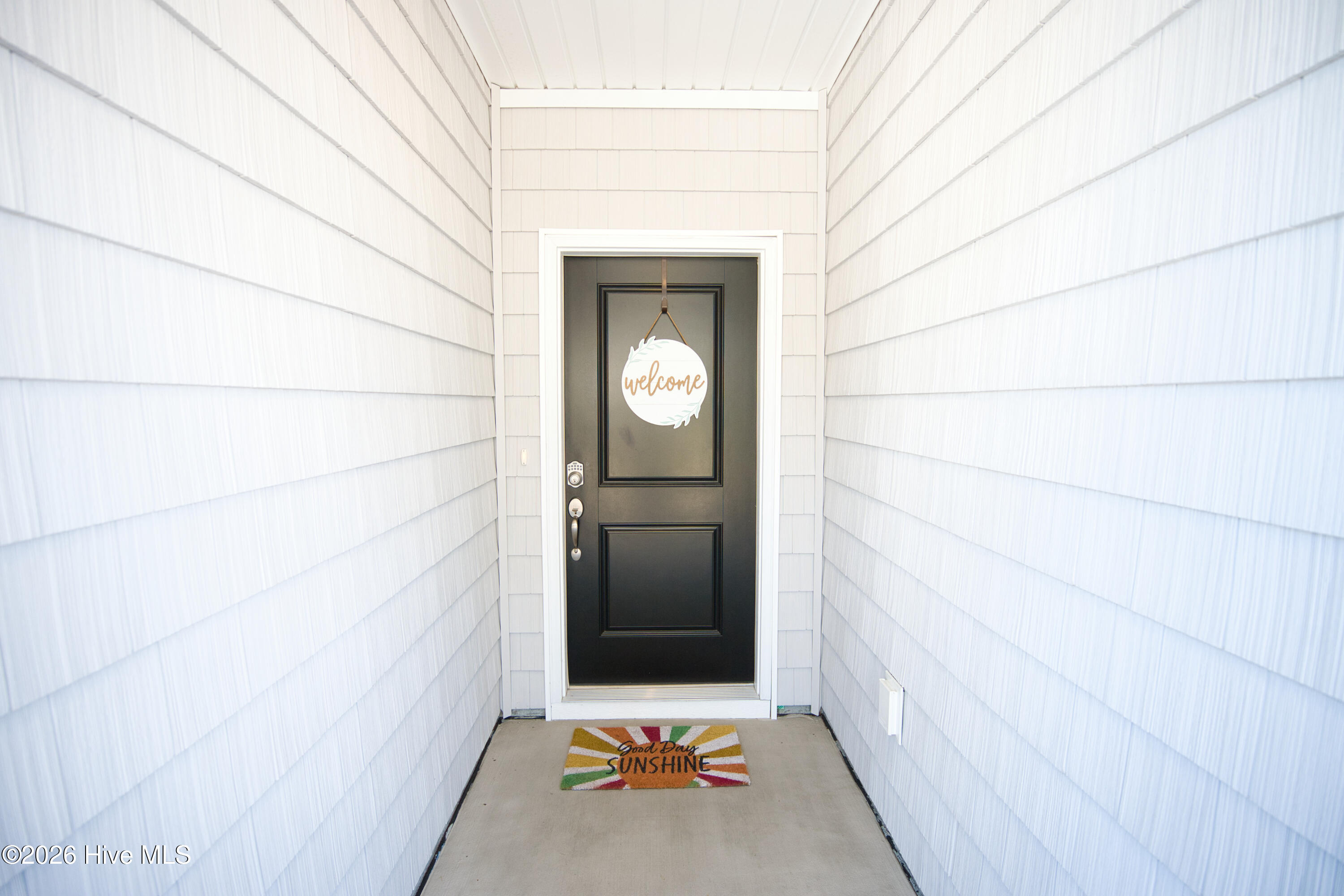 100559386 | Photo 10