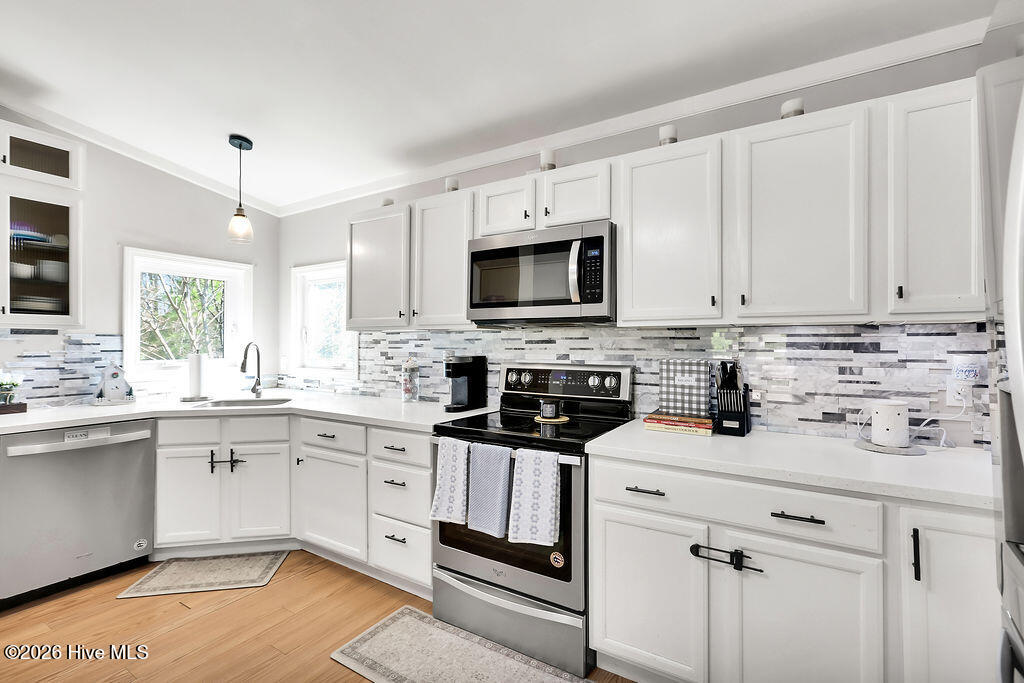 100559324 | Photo 10