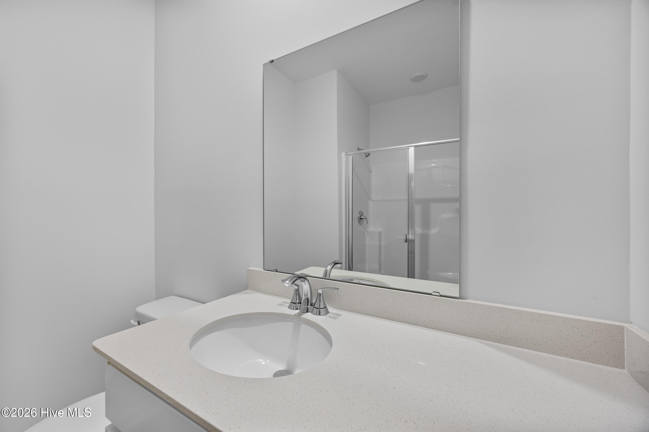 100549862 | Photo 25