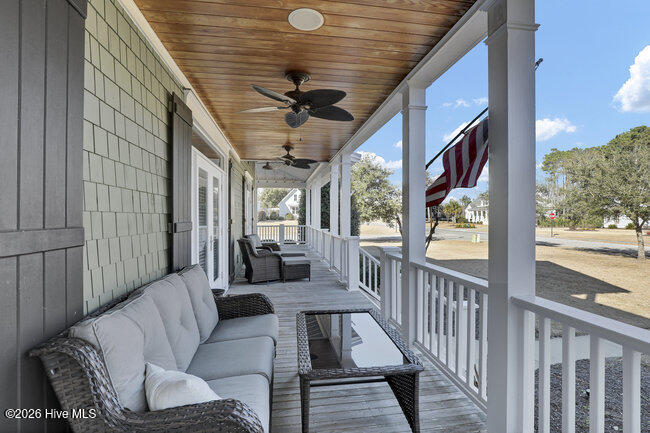 101 Cottage Walk, Hampstead, NC, 28443