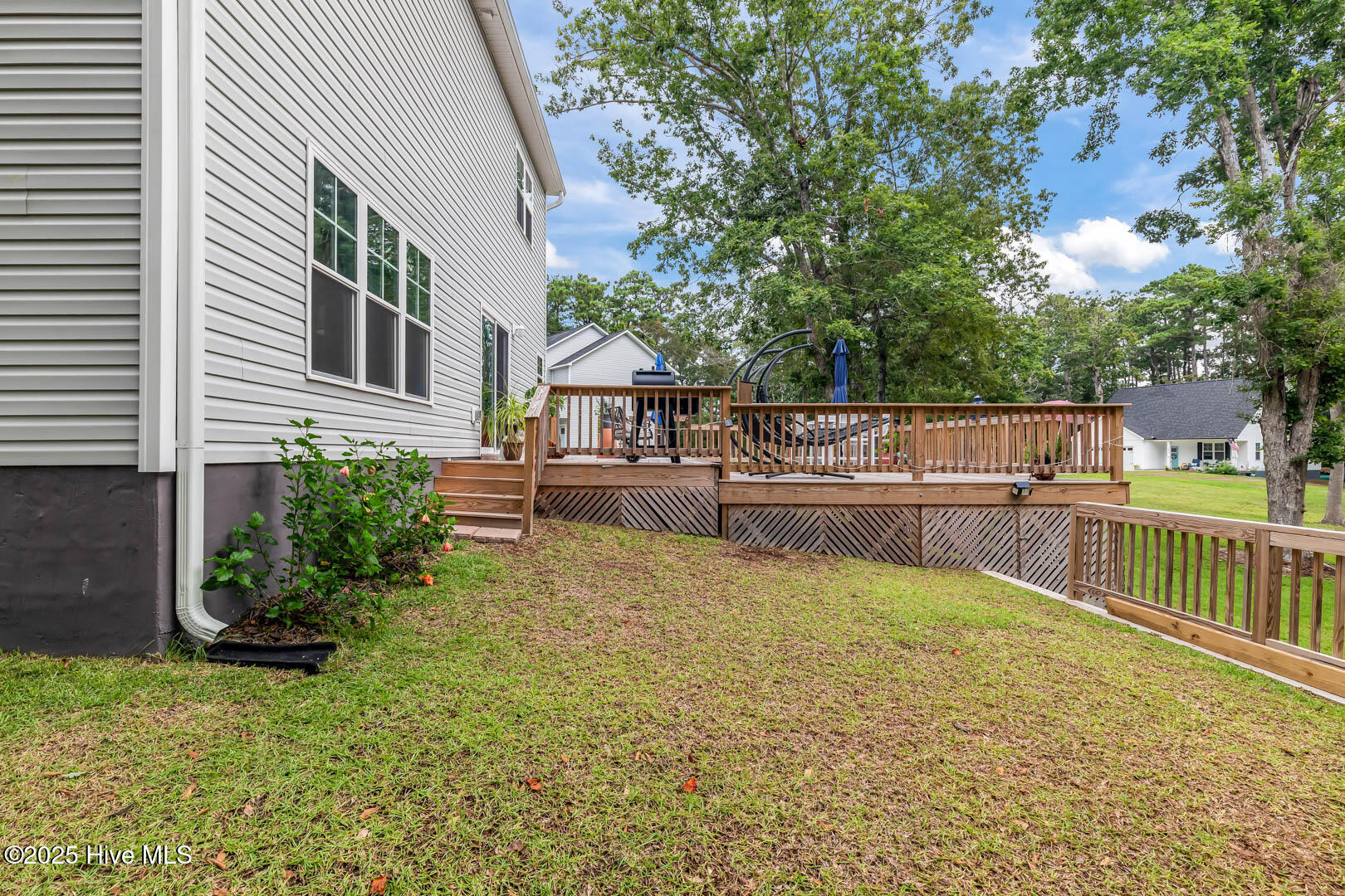 100544097 | Photo 56