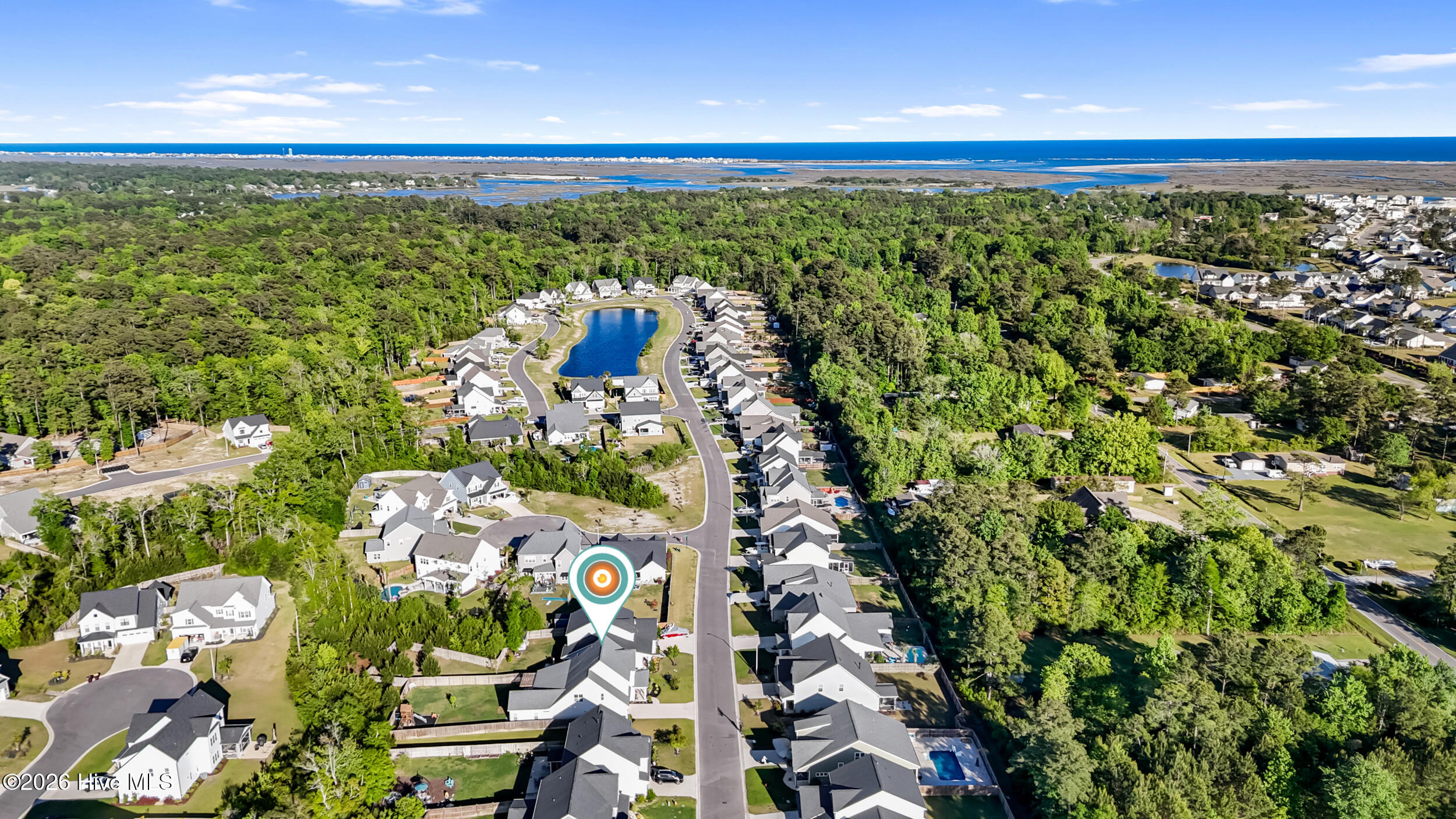 100569219 | Photo 46