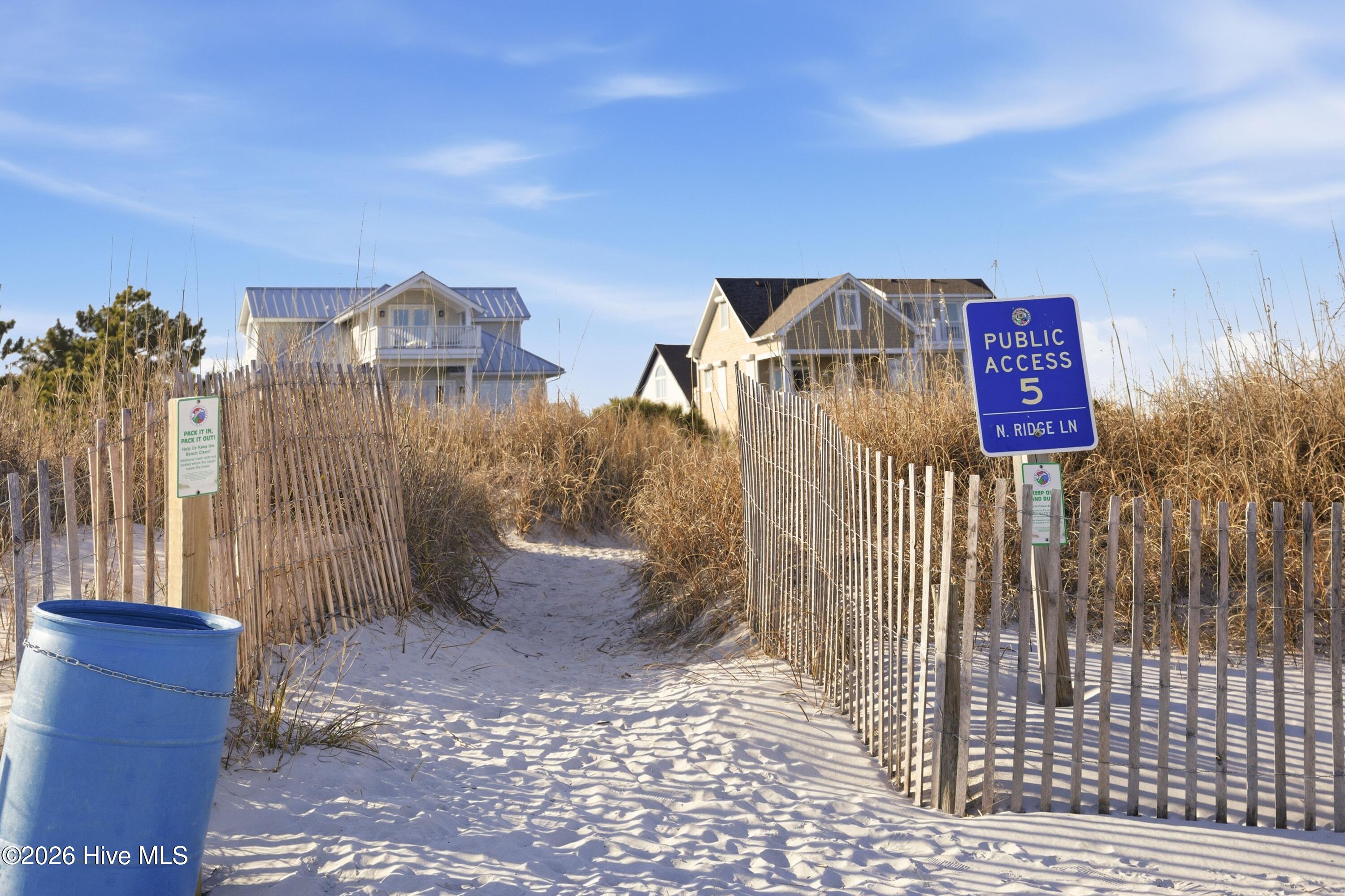 100549677 | Photo 10