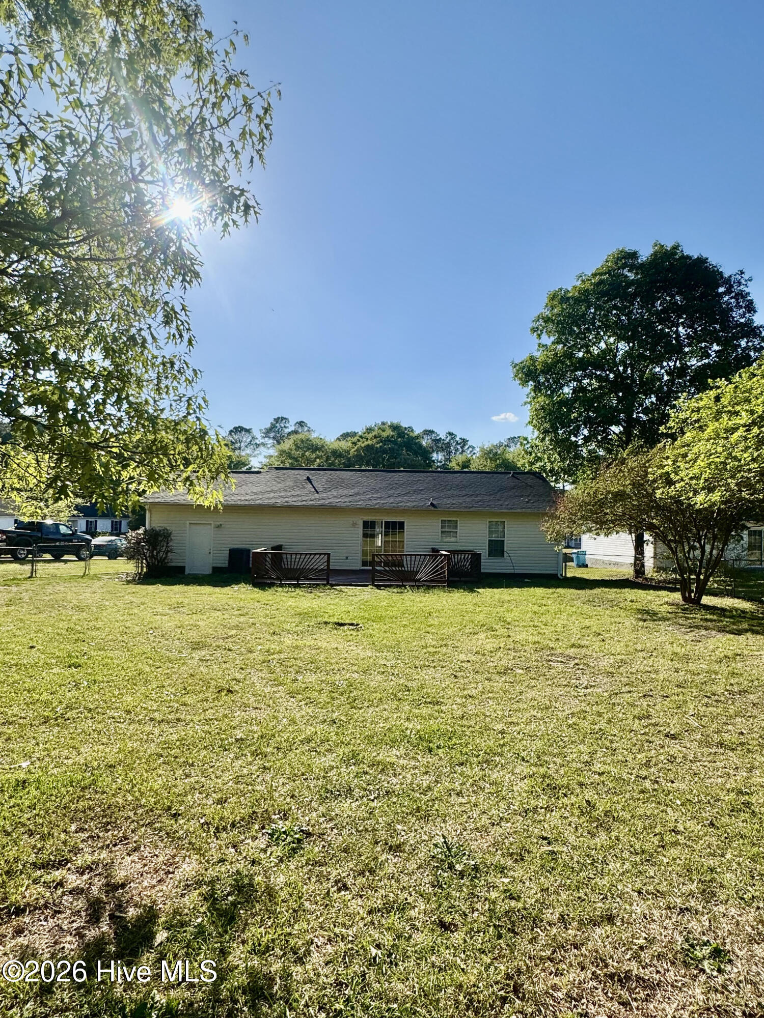 100568678 | Photo 26