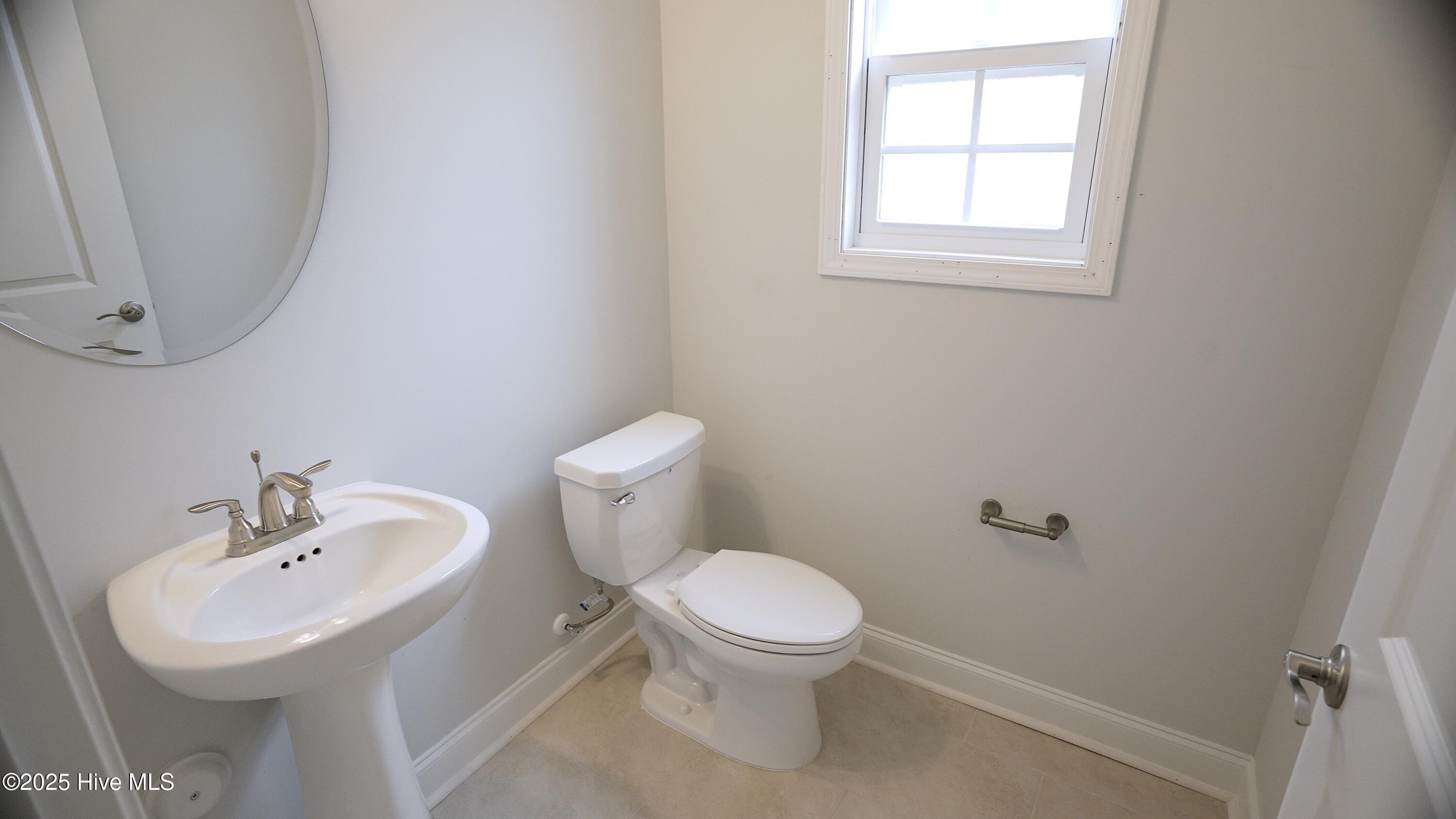 100428126 | Photo 32