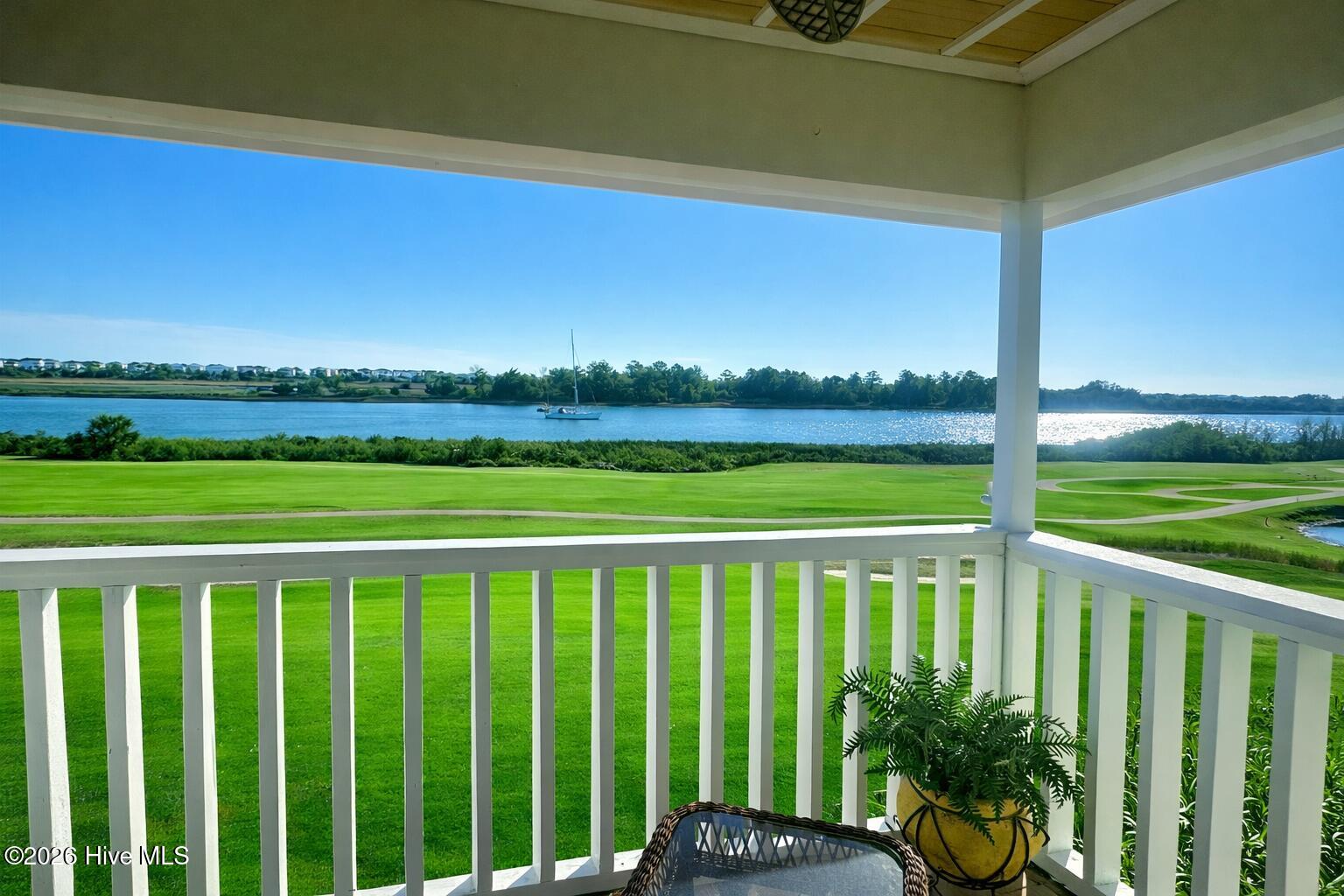 100552008 | Photo 32