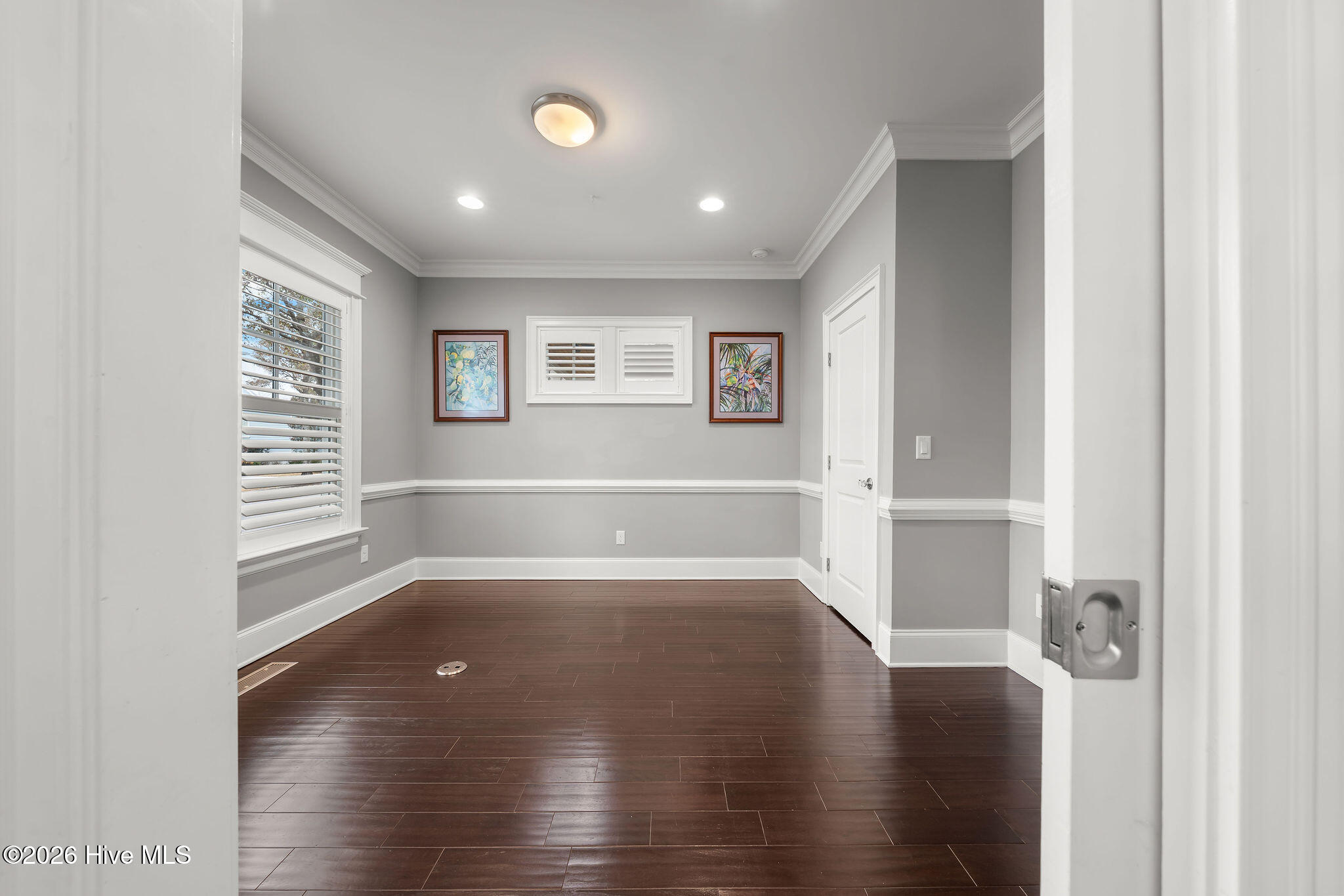 100553604 | Photo 43