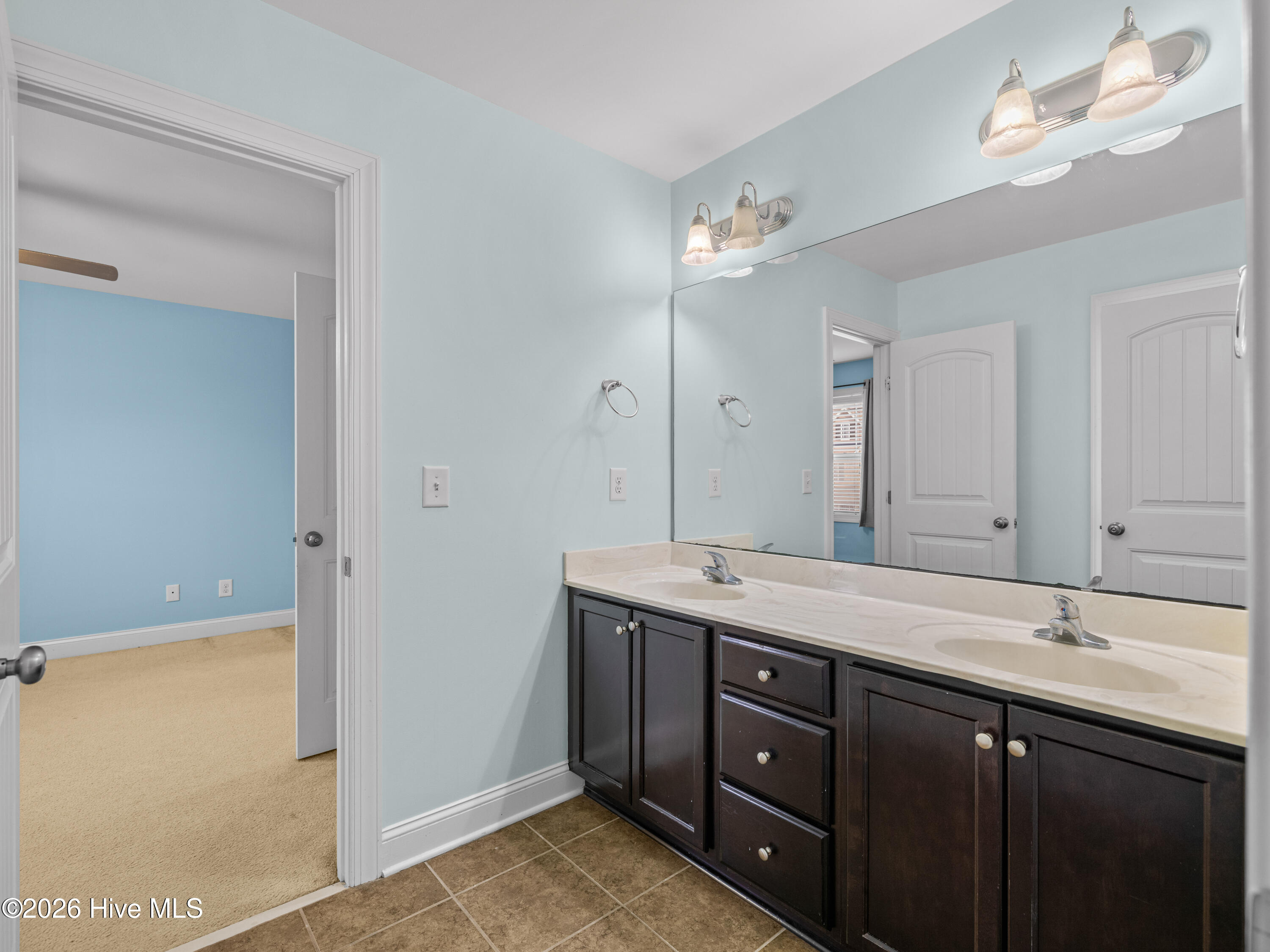 100556150 | Photo 54