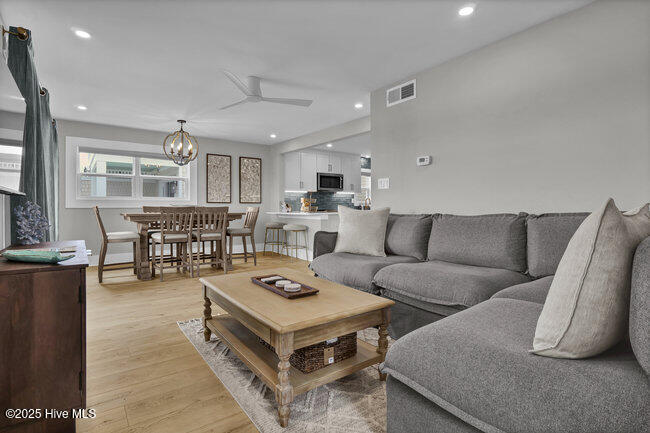 9 W Atlanta Street, Wrightsville Beach, NC, 28480