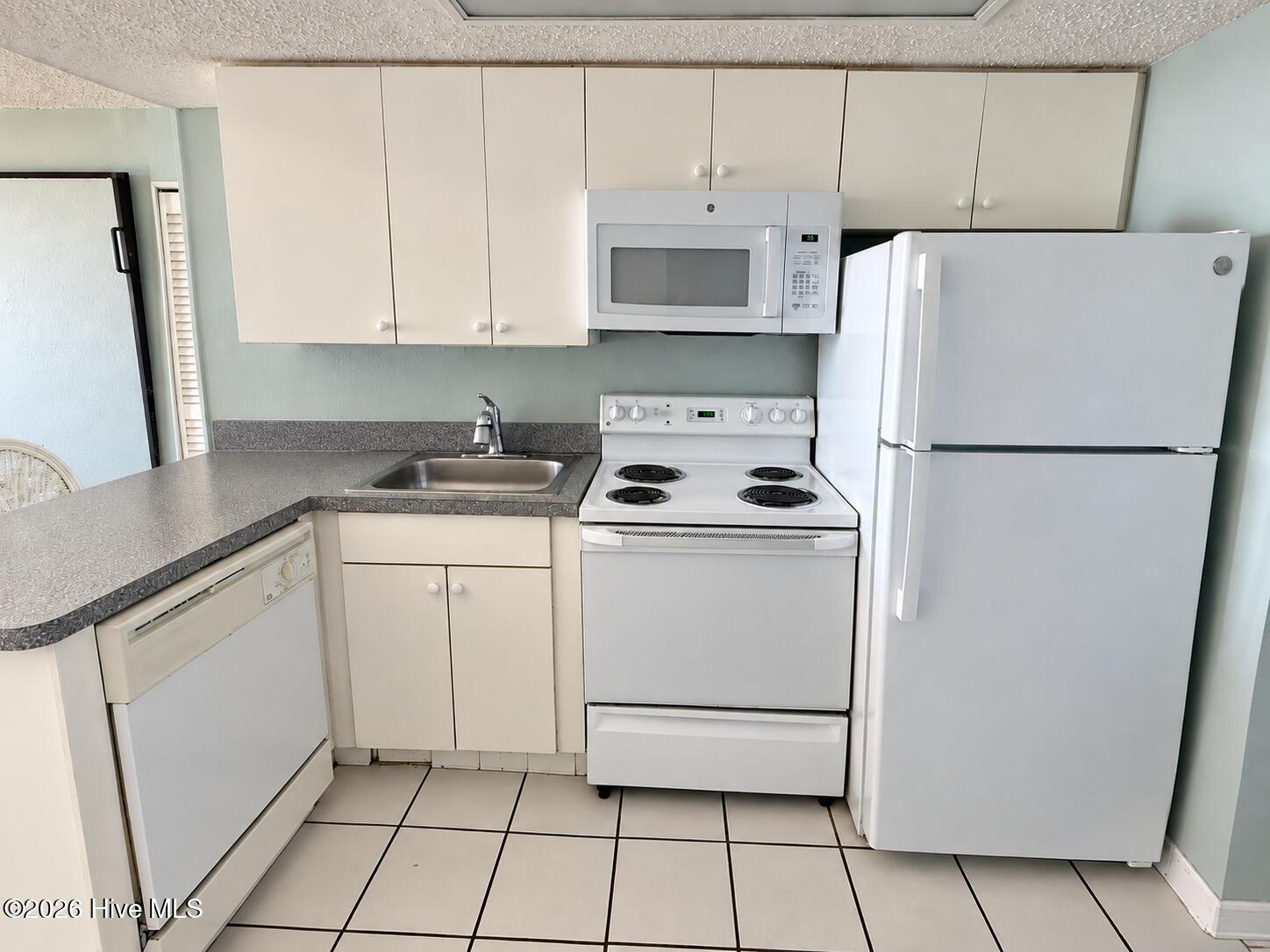Kitchen 2