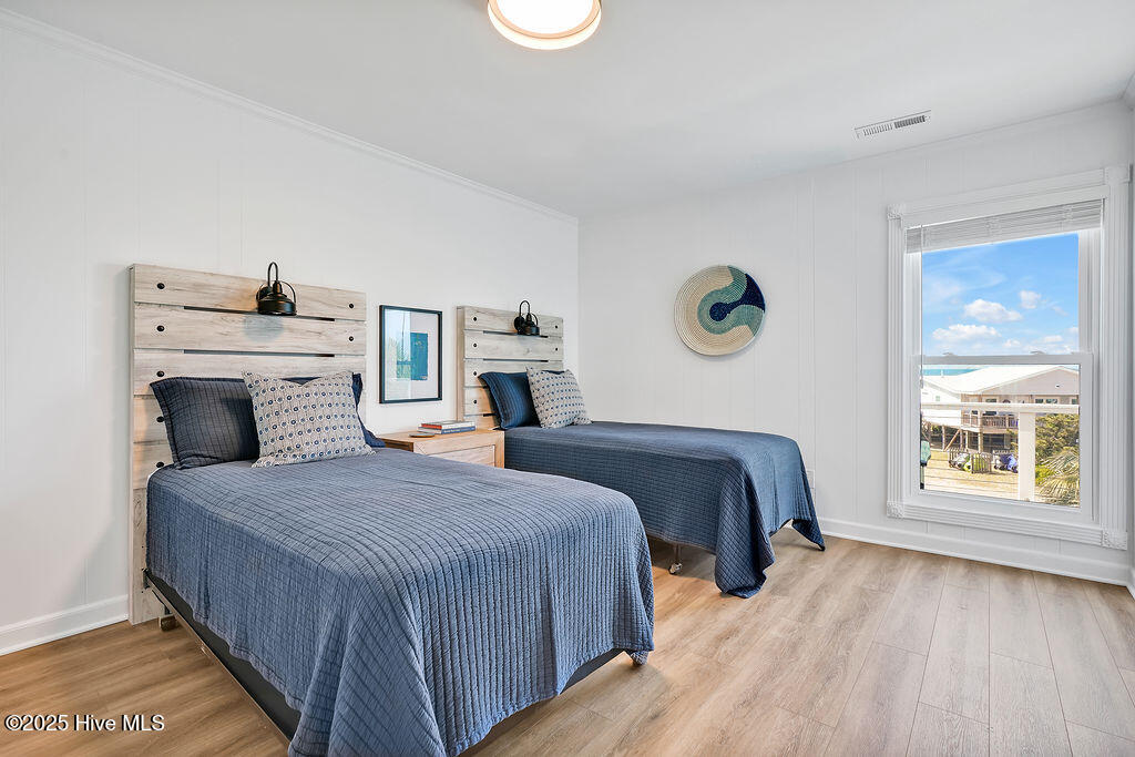 100508979 | Photo 49