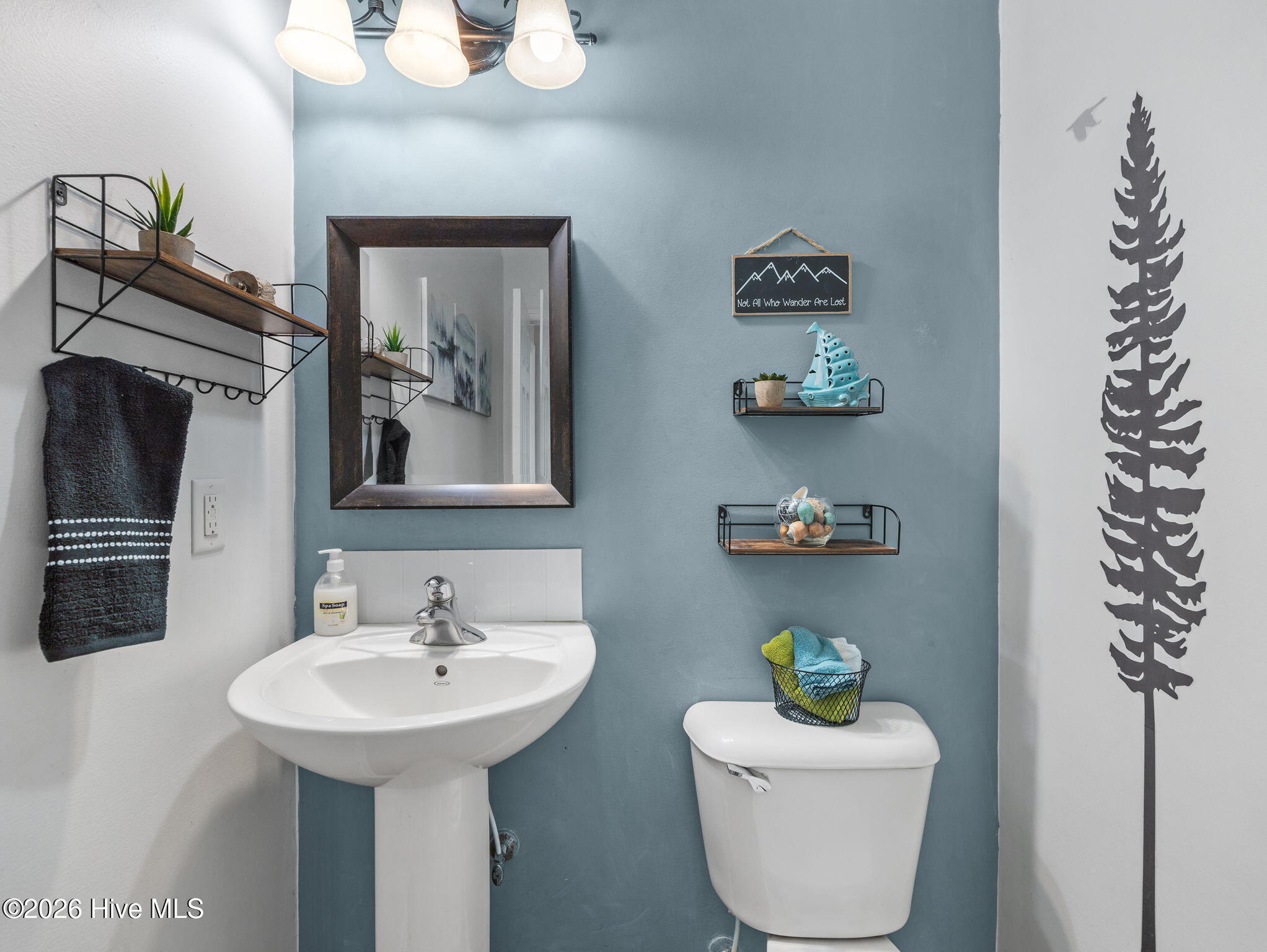 100562601 | Photo 17