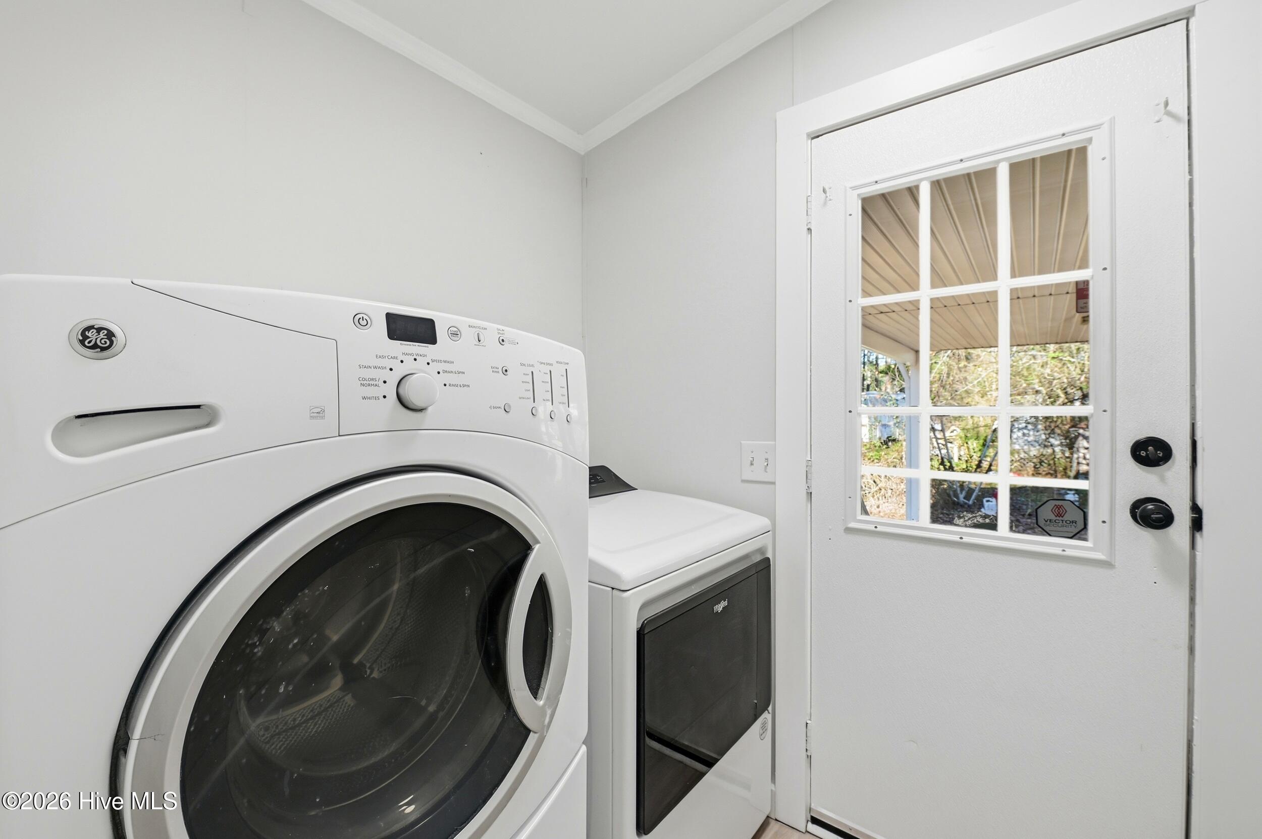 100554734 | Photo 25