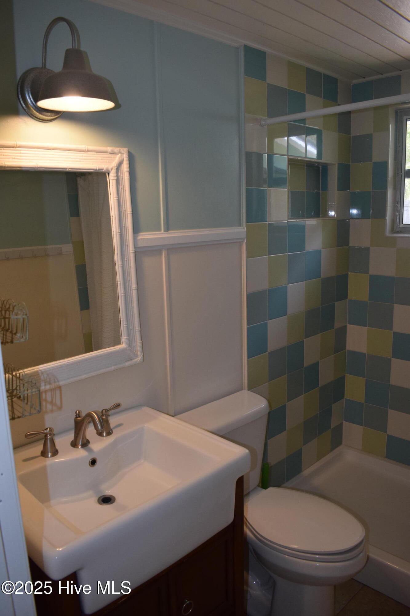 100500447 | Photo 26