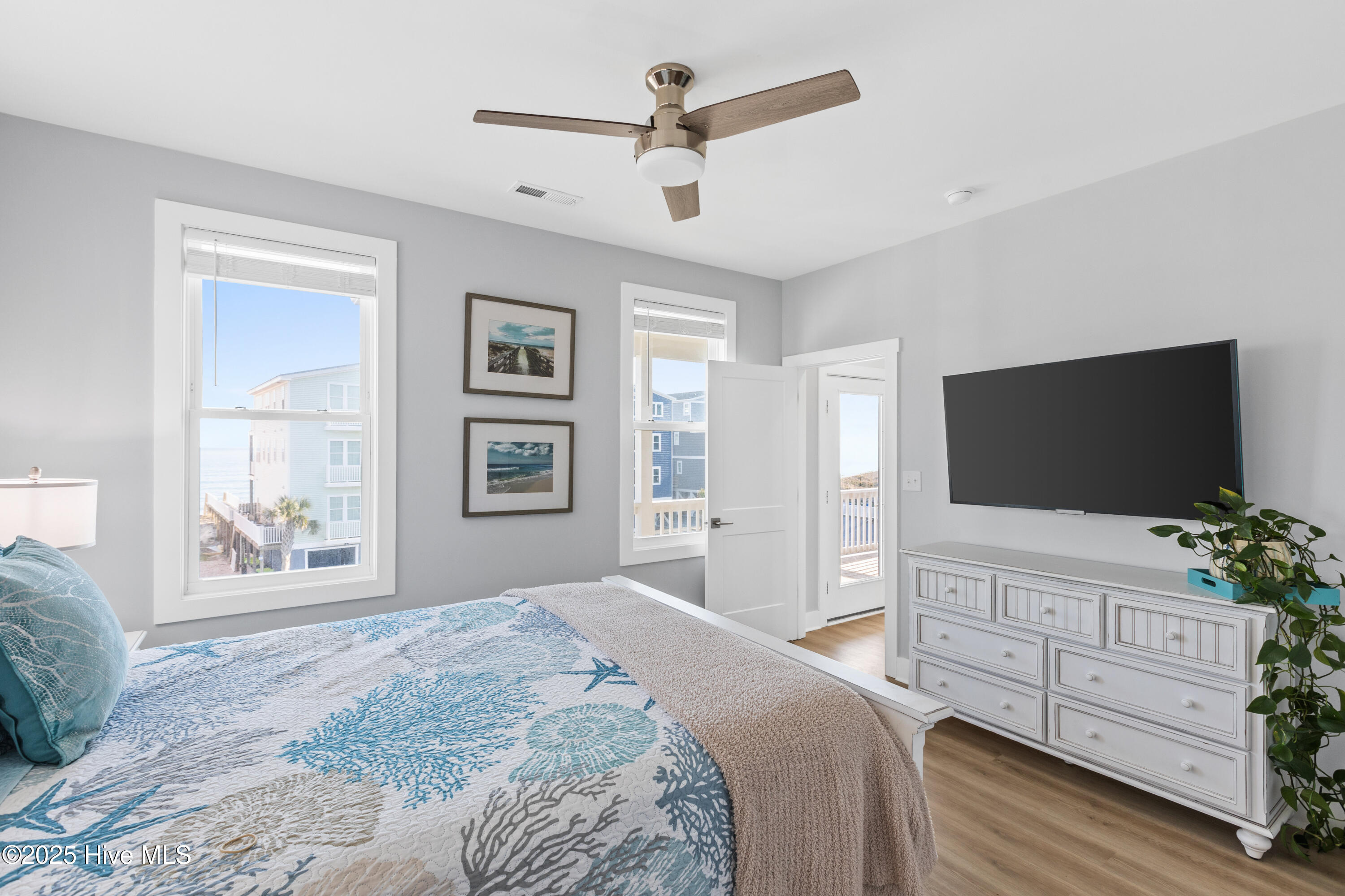 21 Porpoise Place, North Topsail Beach, NC 28460 – photo 21: 034_21_porpoise_place-34_759