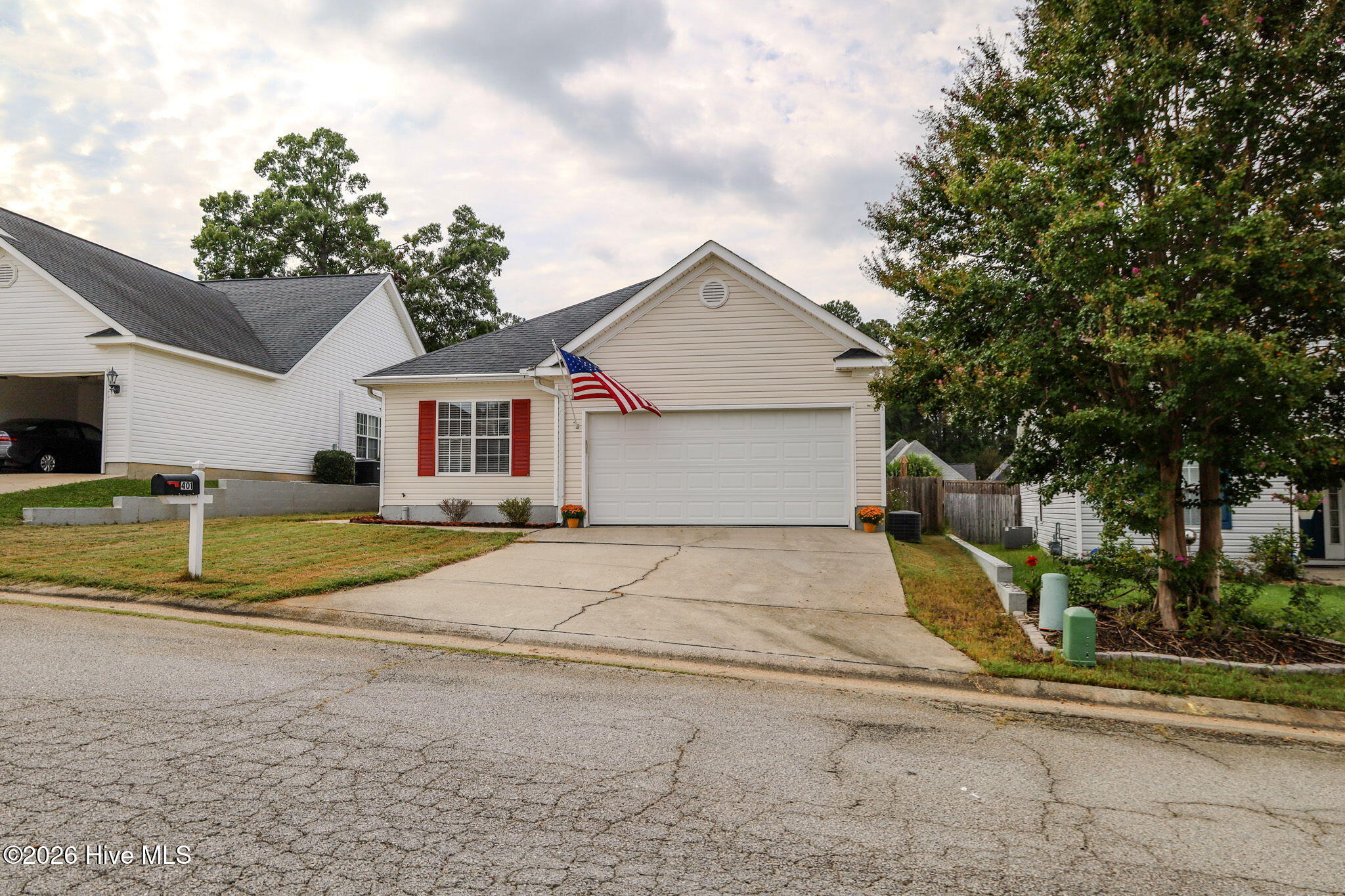 Photo 3 of Single family home for sale at 401 Connemara Trl, Evans, GA 30809 | MLS# 100608829 | Listing updated on 2026-10-08