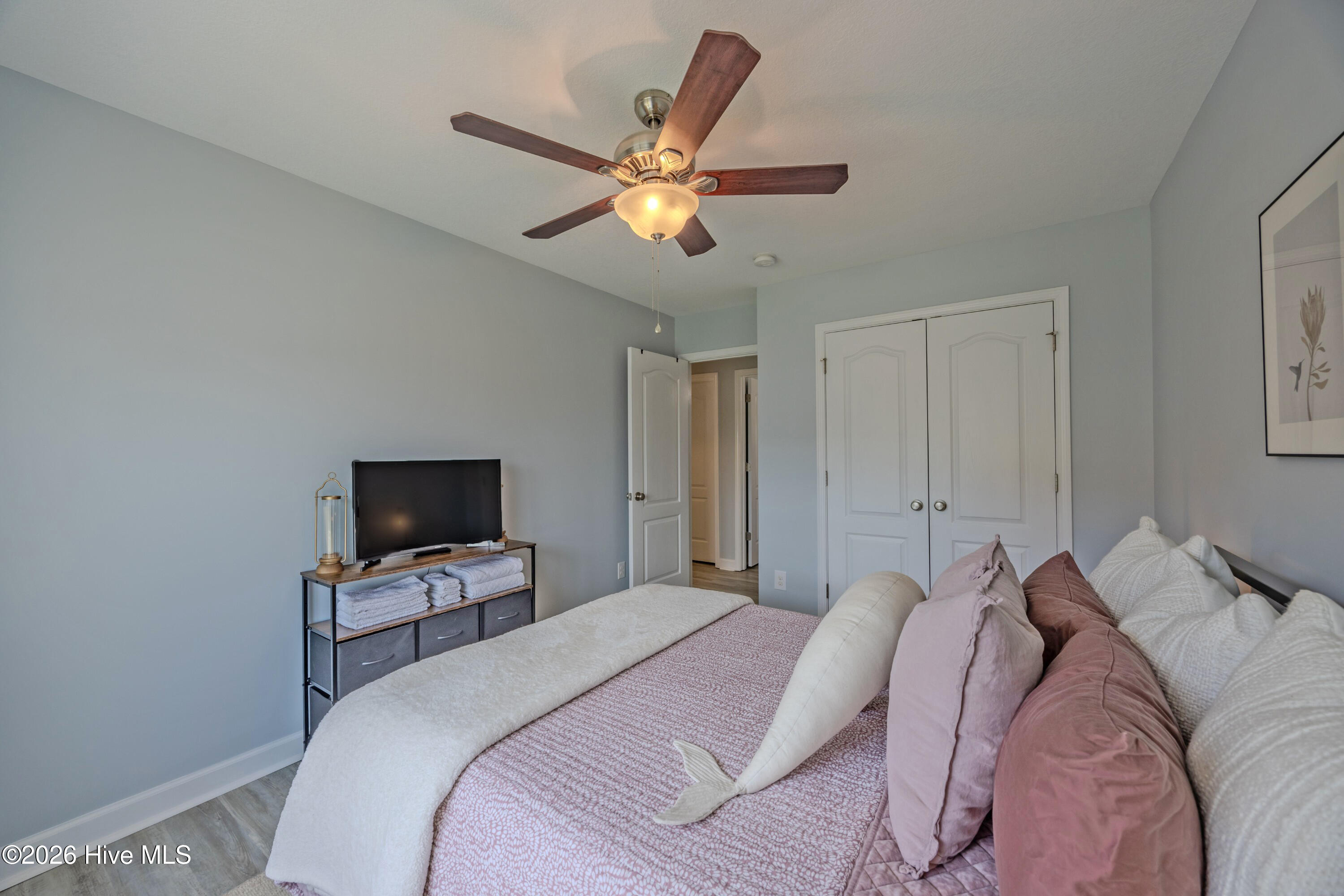 100562922 | Photo 34