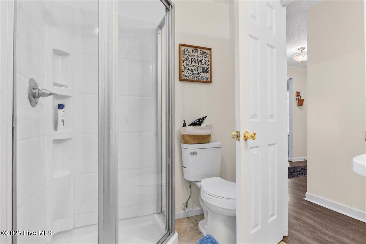 100545415 | Photo 29