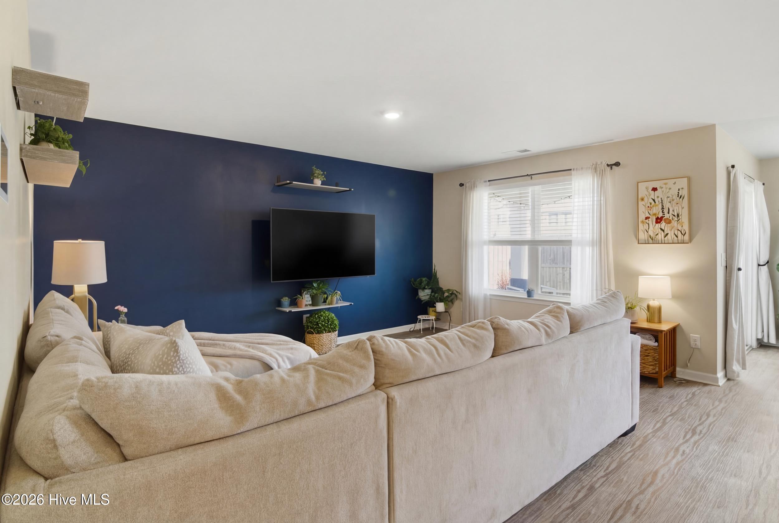 100556501 | Photo 17