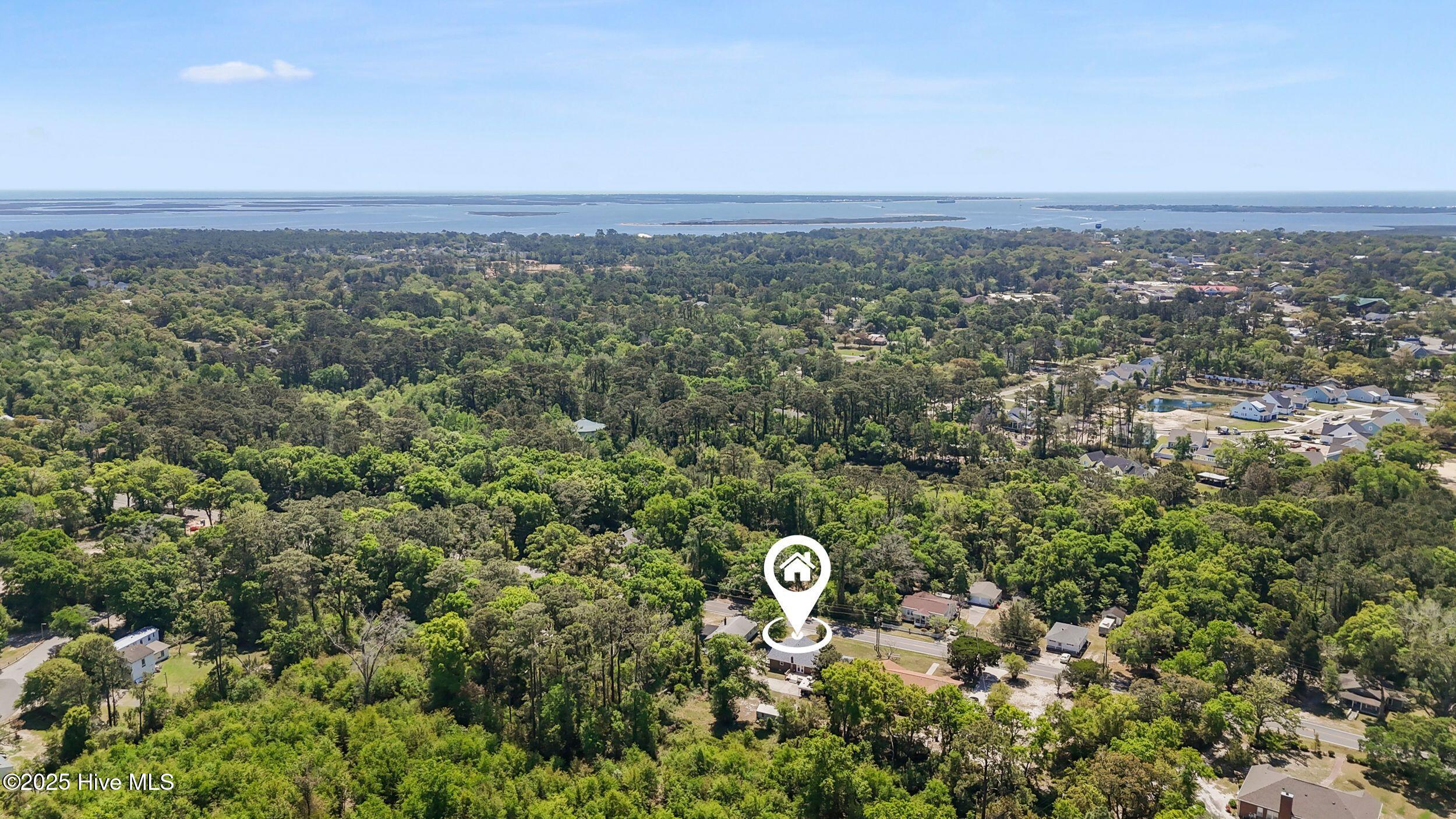 100570665 | Photo 32