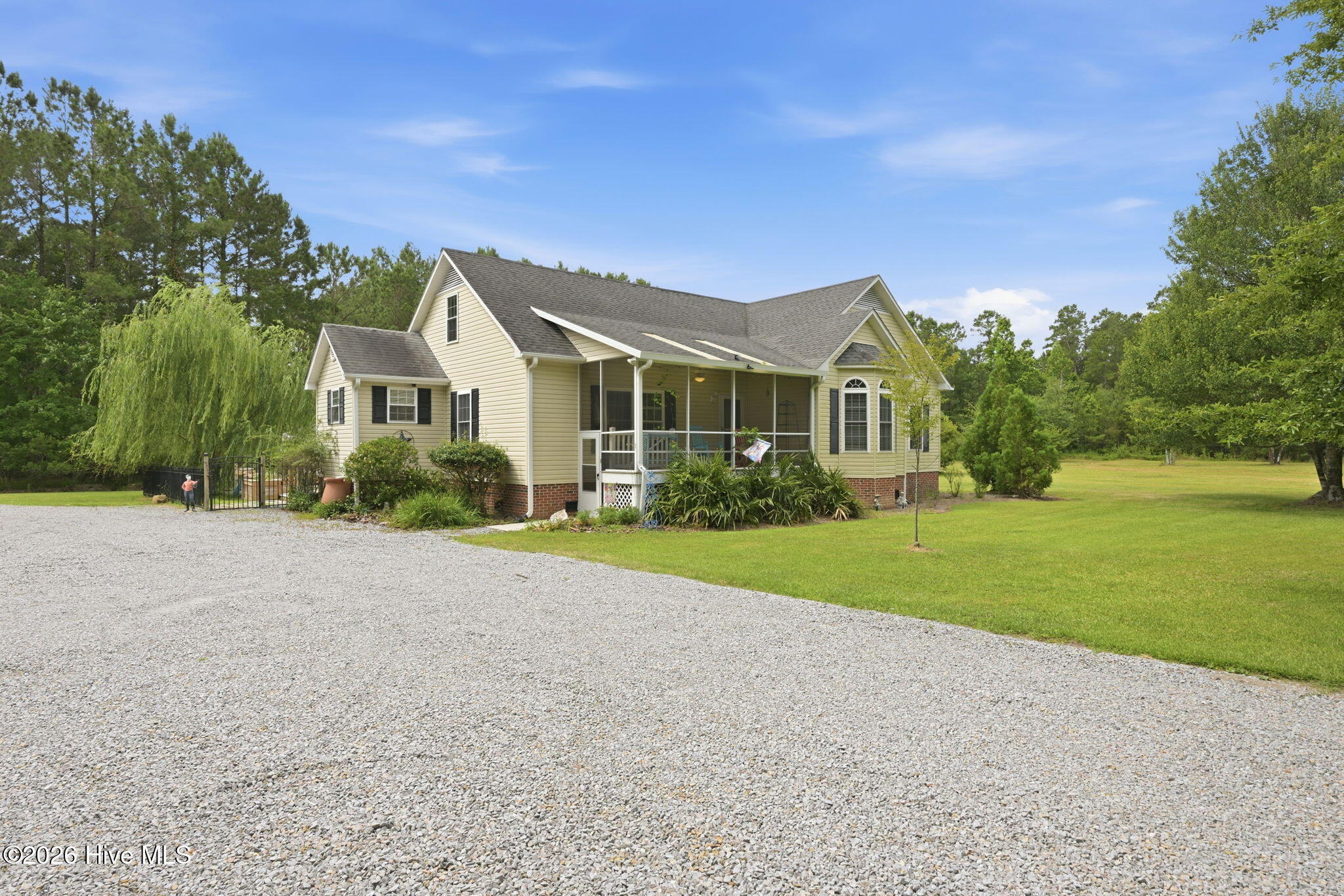 365 Arnetta Way S,Oriental