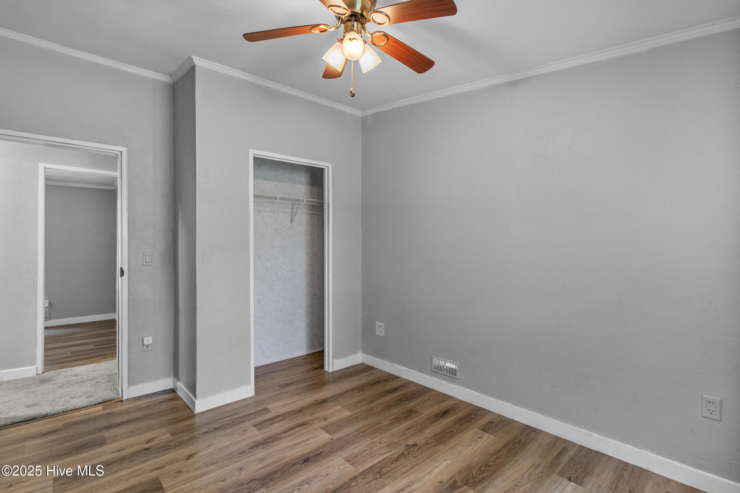 100515334 | Photo 28