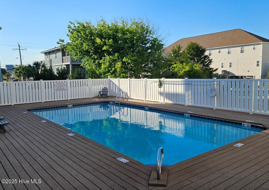 100543510 | Photo 29