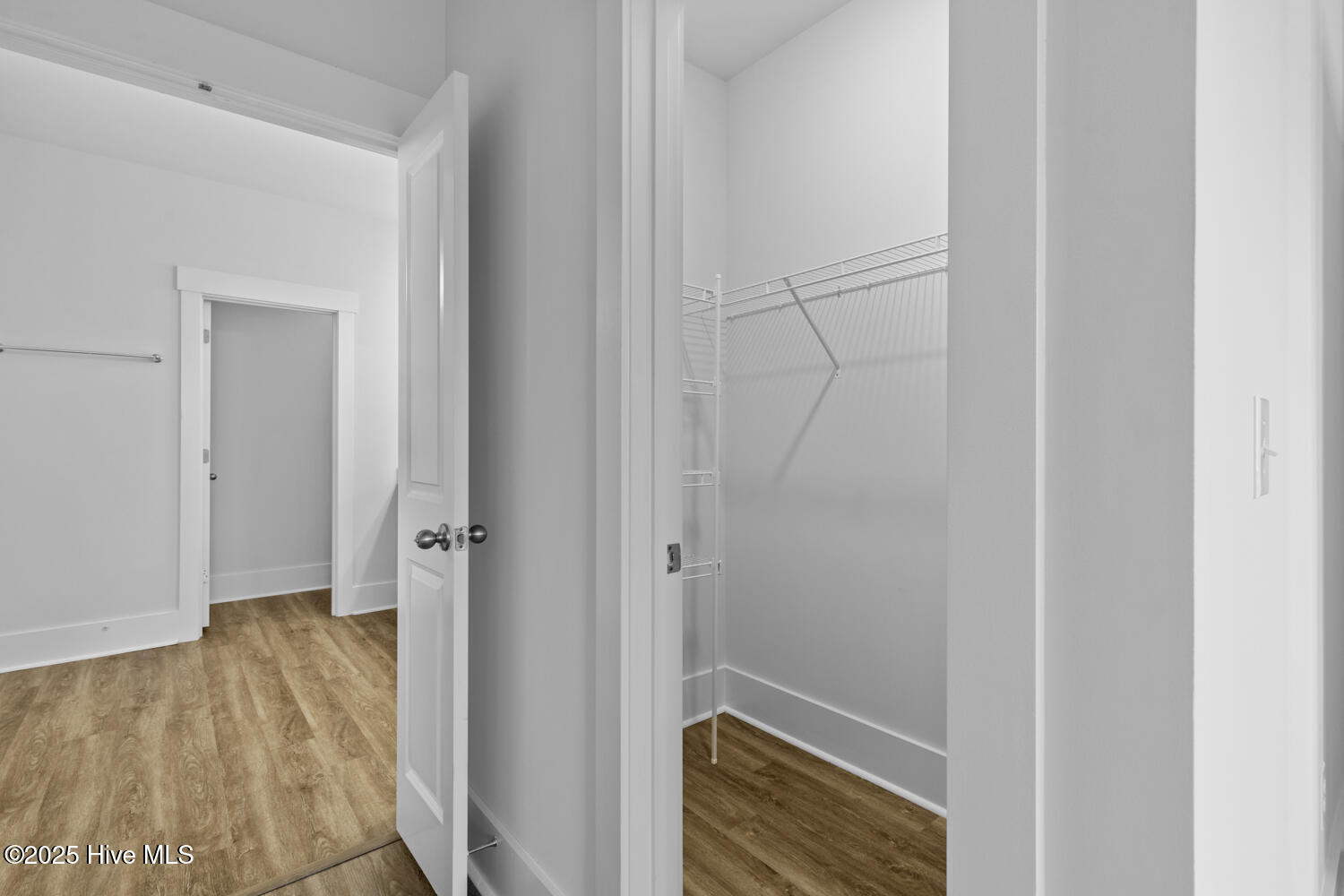 100540047 | Photo 29