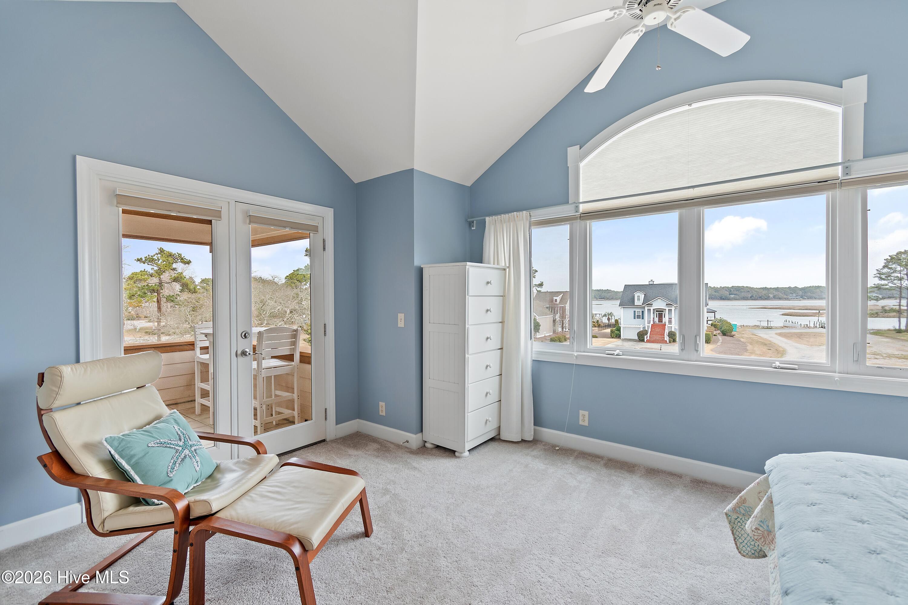 100557427 | Photo 65