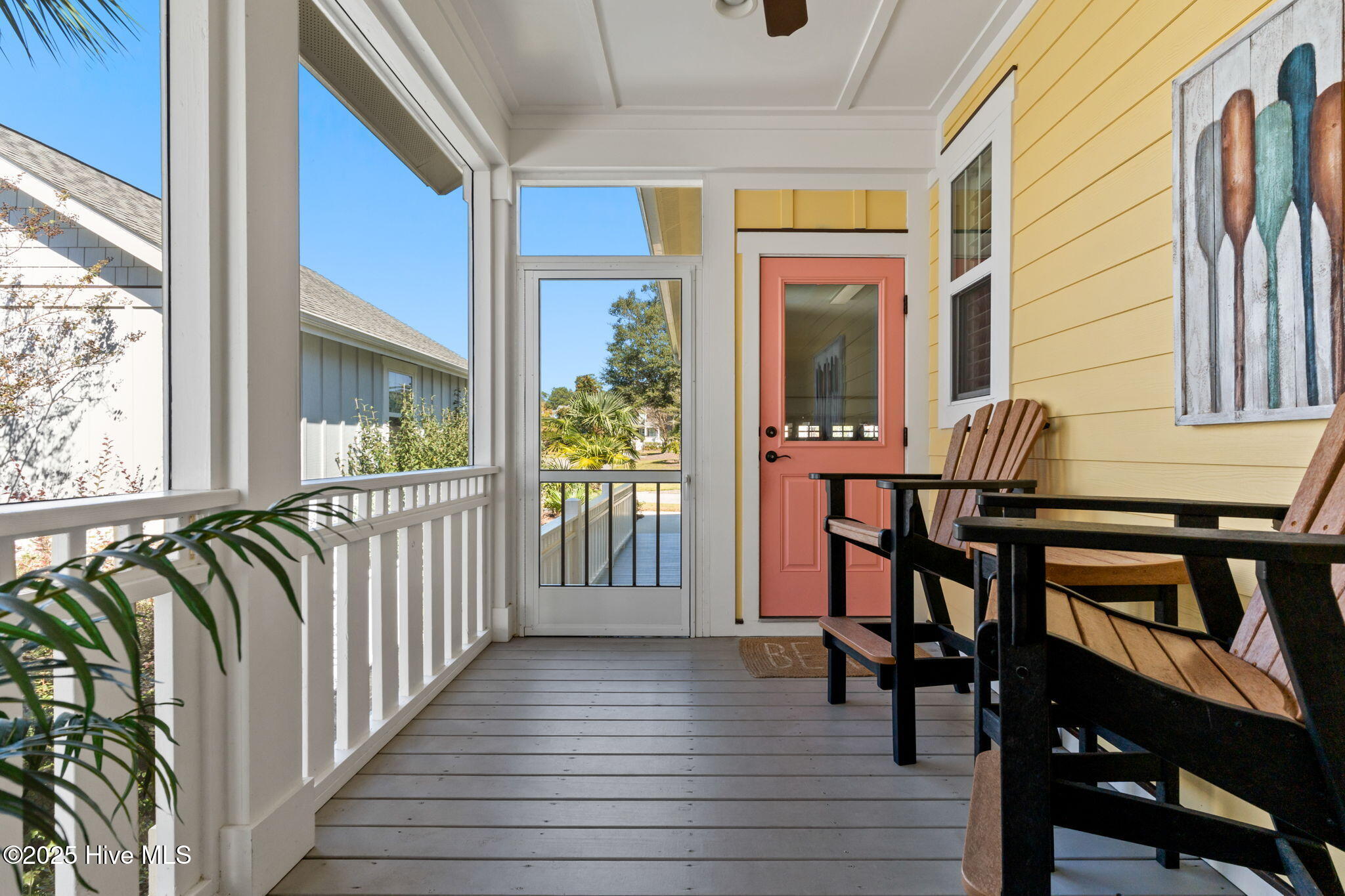 100536977 | Photo 59