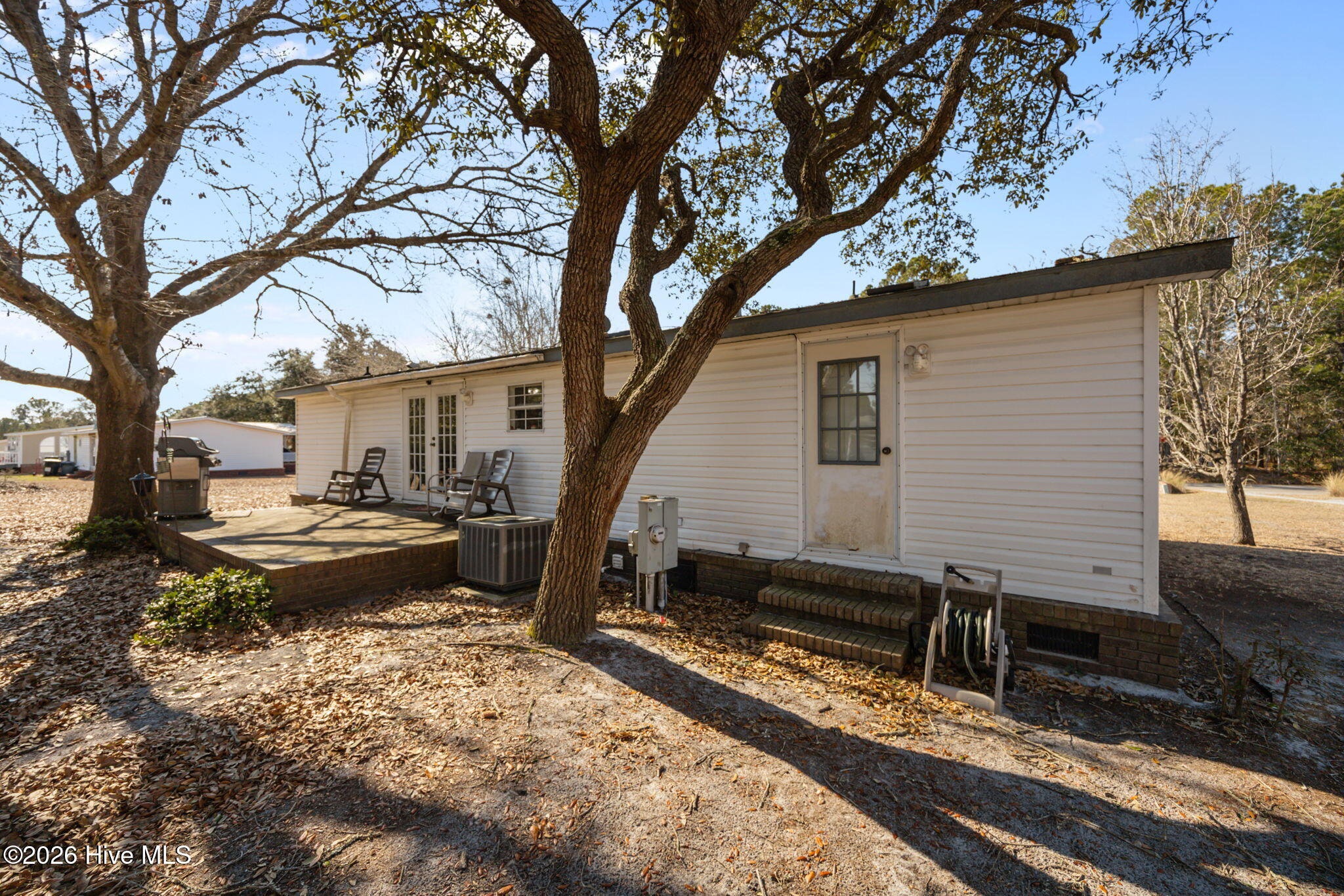 100554674 | Photo 35