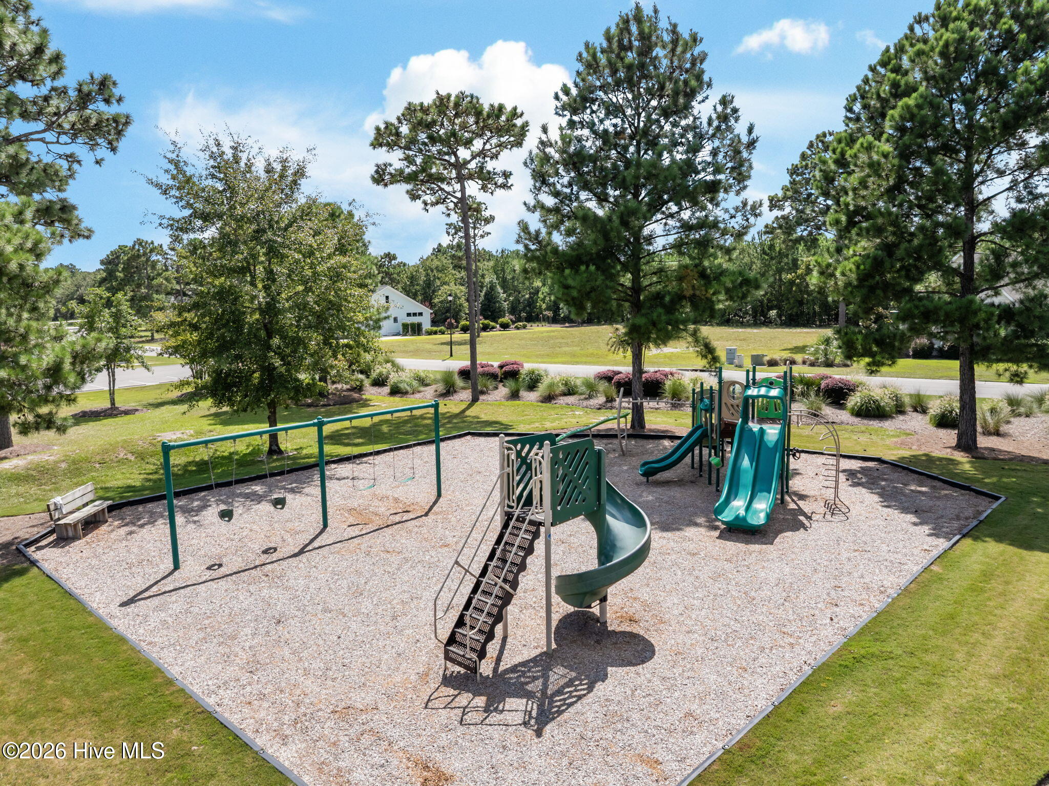 100547475 | Photo 27